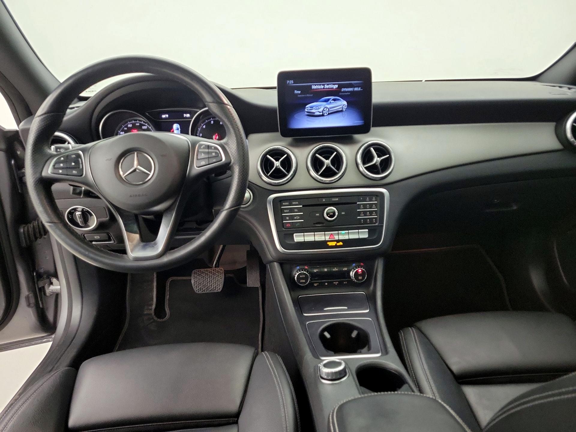 Thumbnail: 2019 Mercedes-Benz CLA - 9