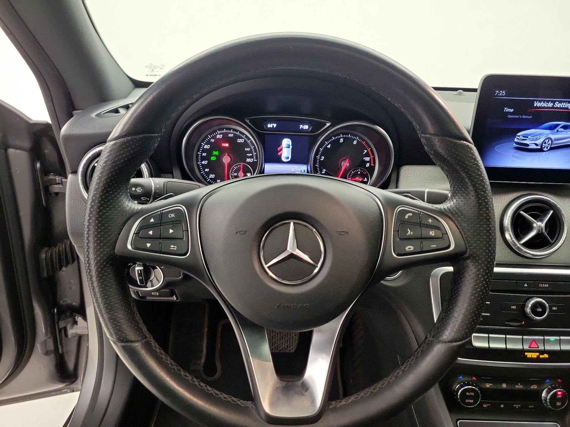 Thumbnail: 2019 Mercedes-Benz CLA - 10