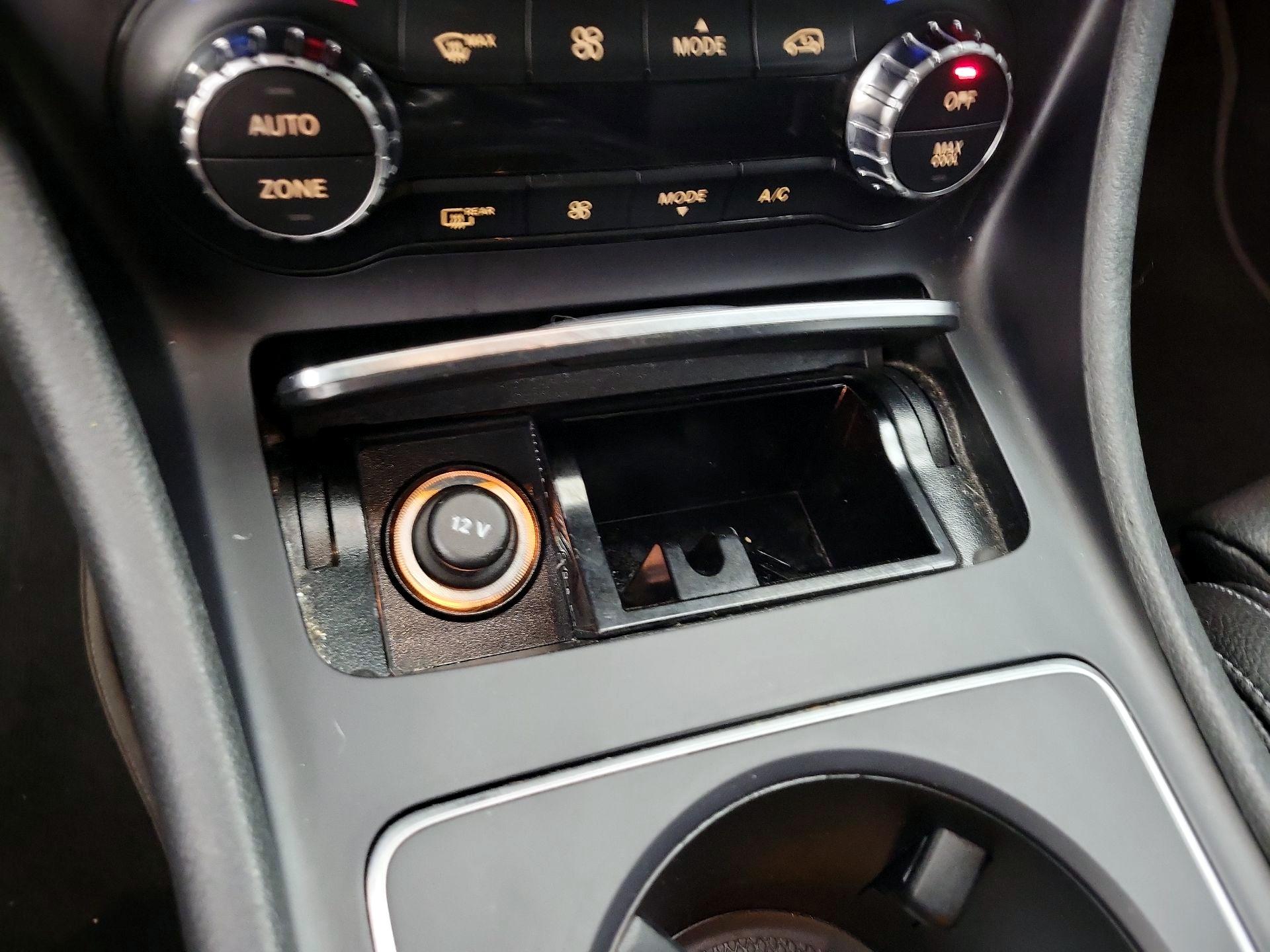 Thumbnail: 2019 Mercedes-Benz CLA - 18