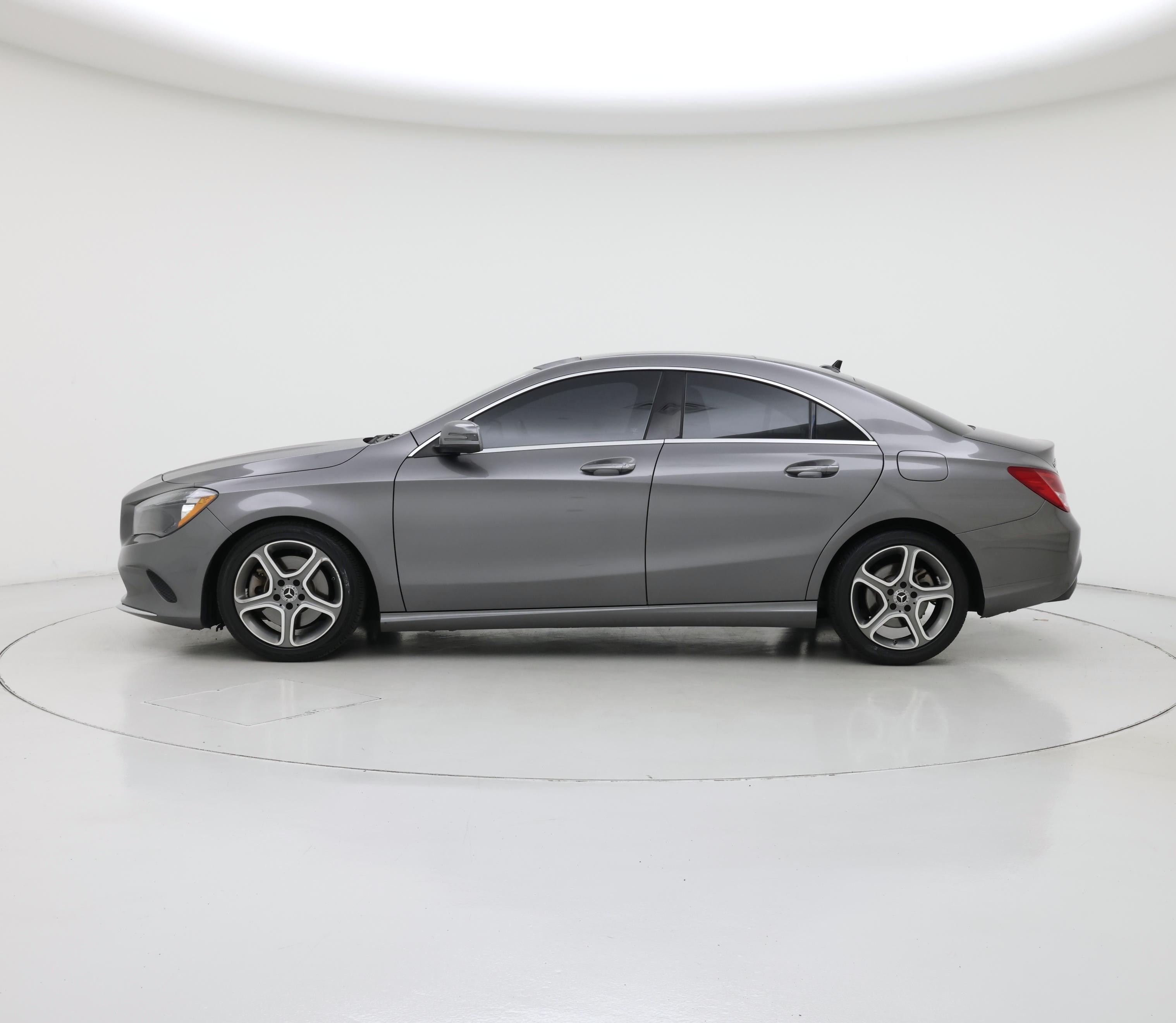 Thumbnail: 2019 Mercedes-Benz CLA - 3