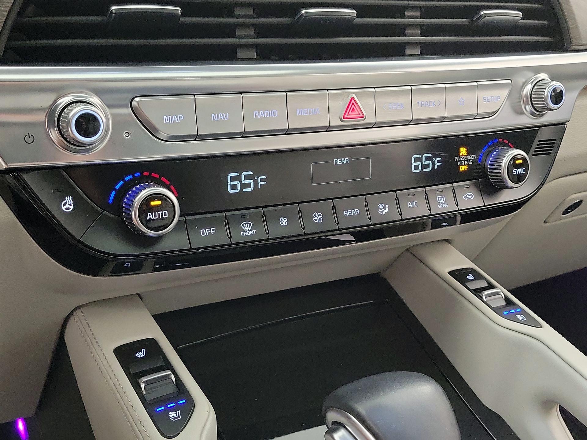 Thumbnail: 2020 Kia Telluride - 17