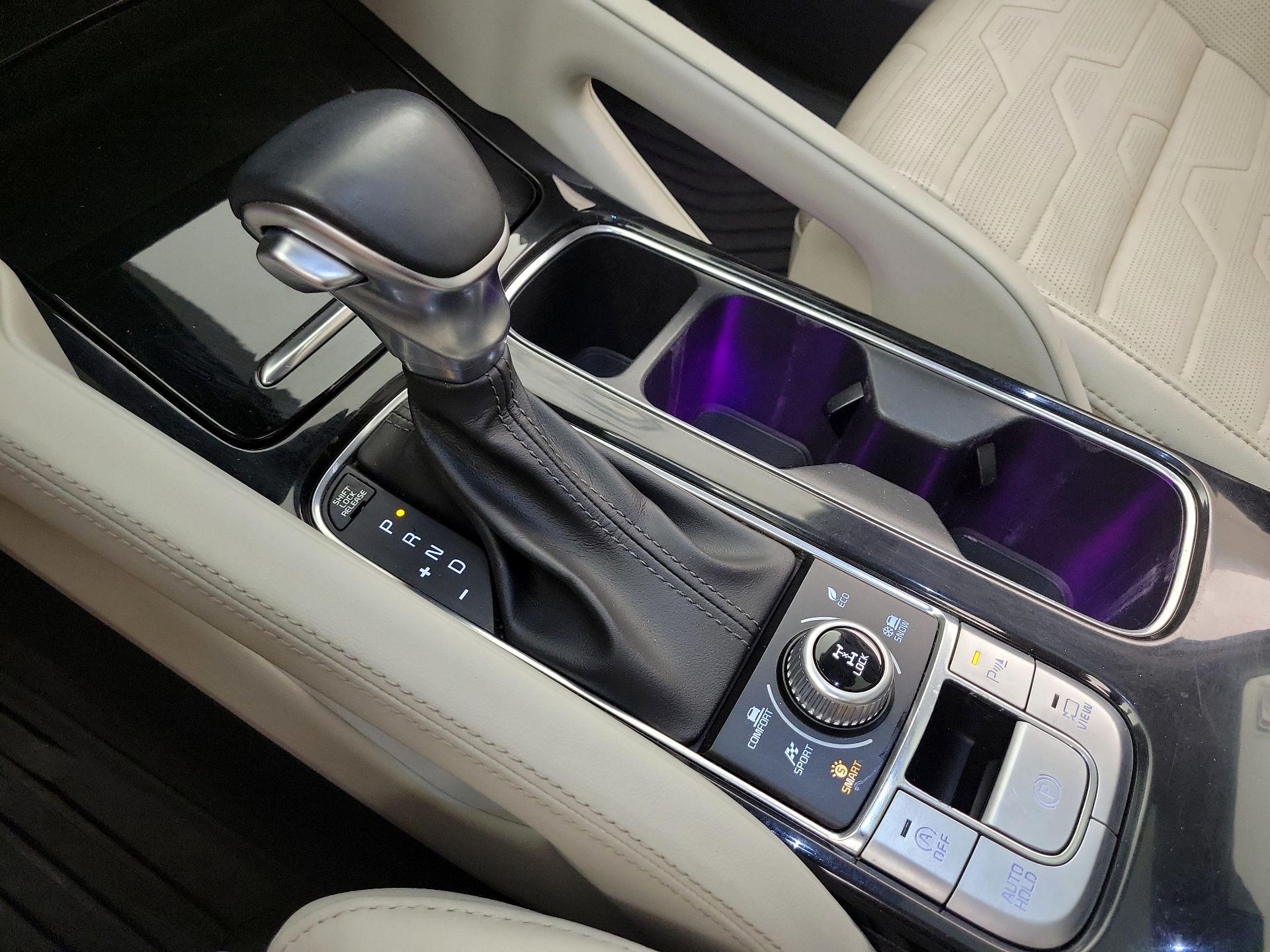 Thumbnail: 2020 Kia Telluride - 18