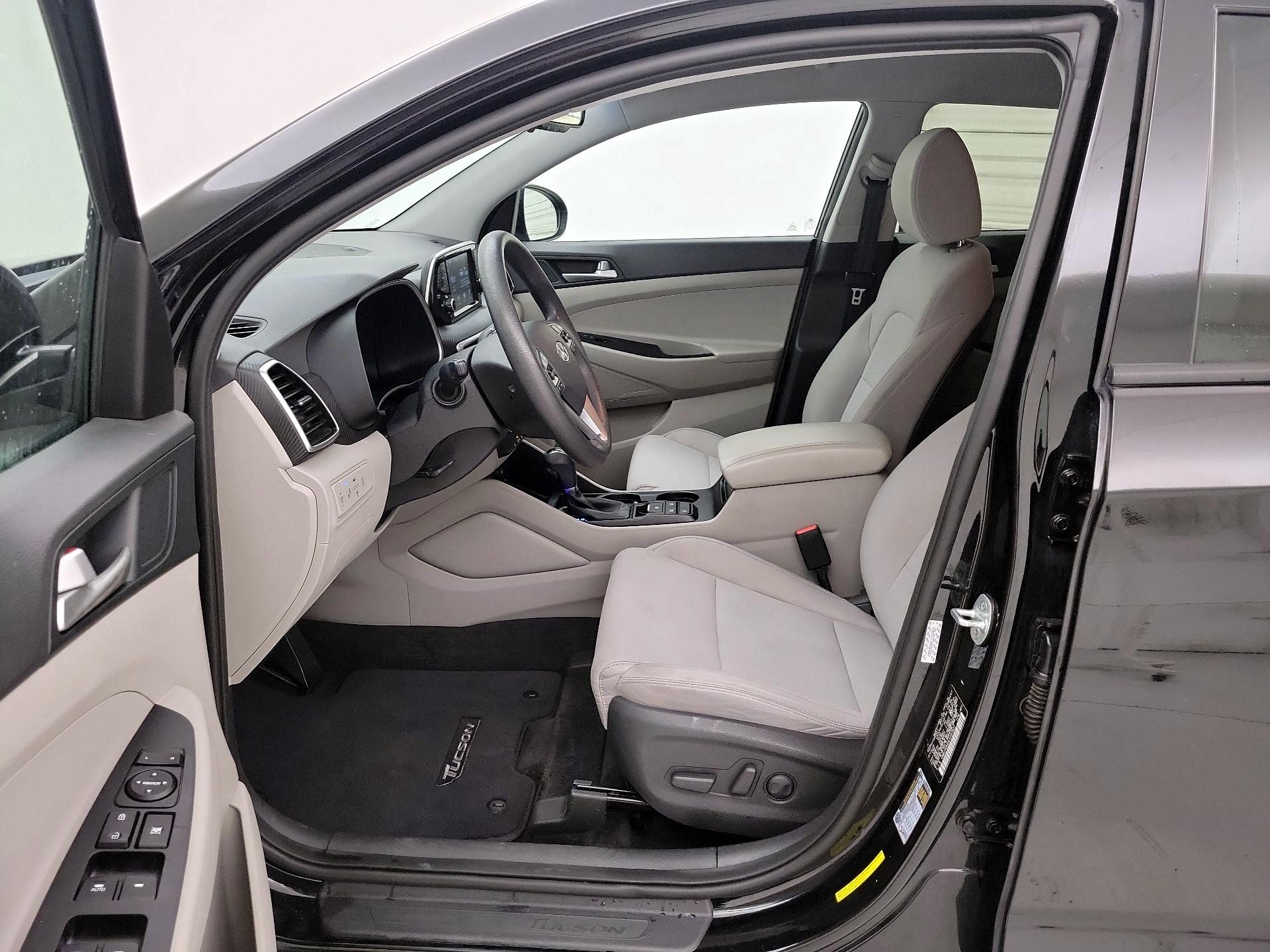 Thumbnail: 2020 Hyundai Tucson - 11