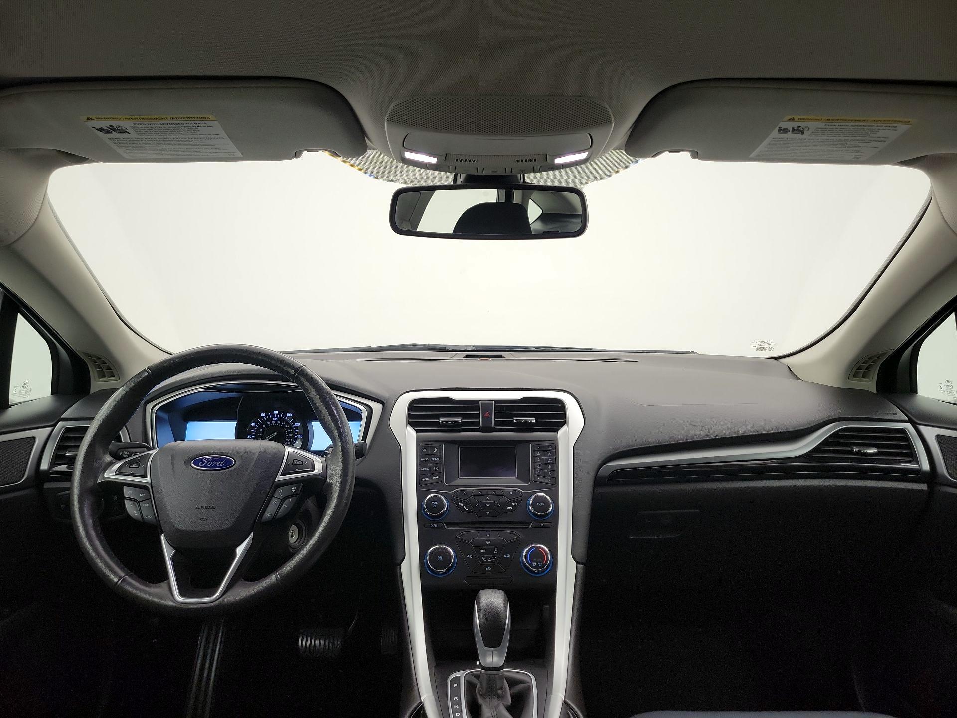 Thumbnail: 2016 Ford Fusion - 9