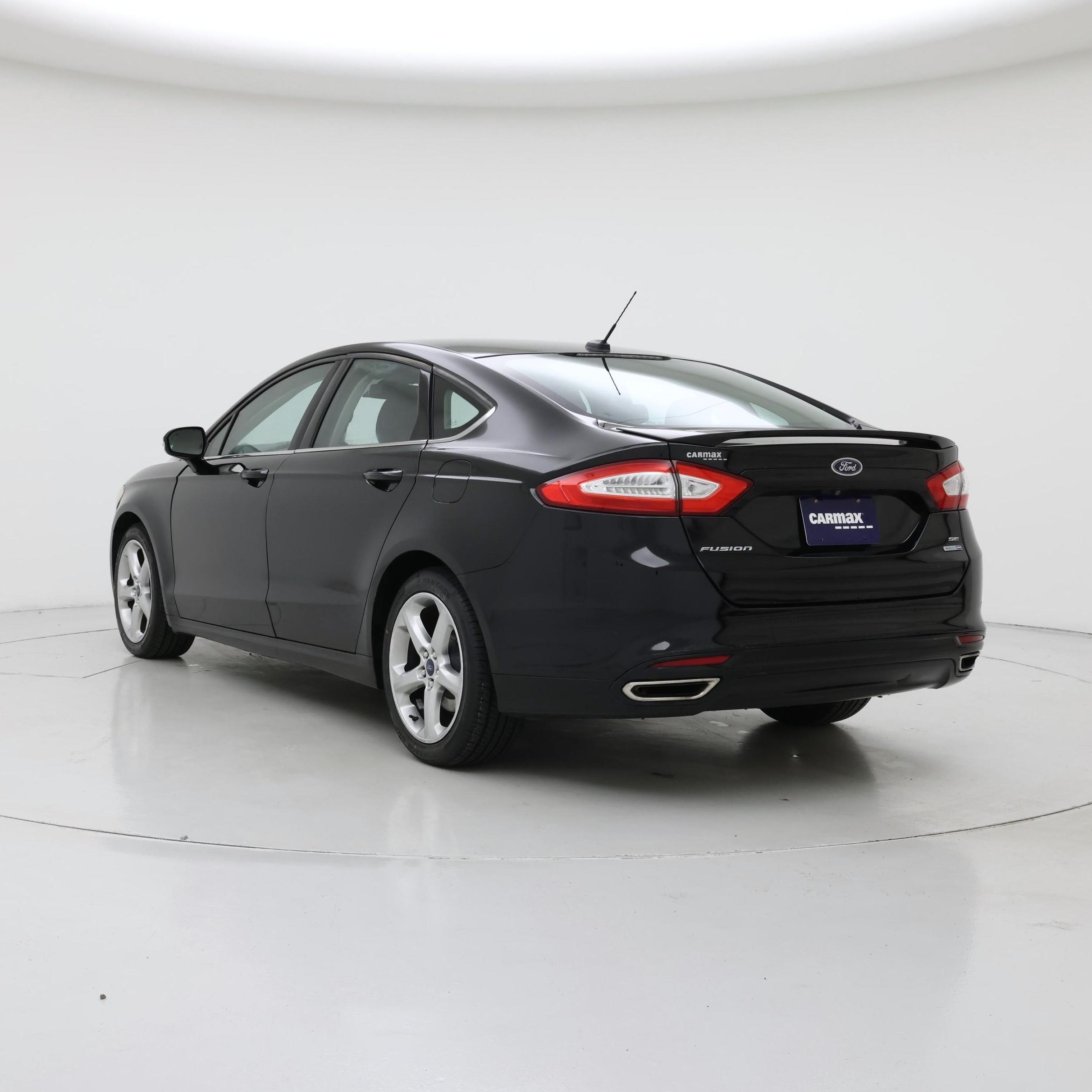 Thumbnail: 2016 Ford Fusion - 2