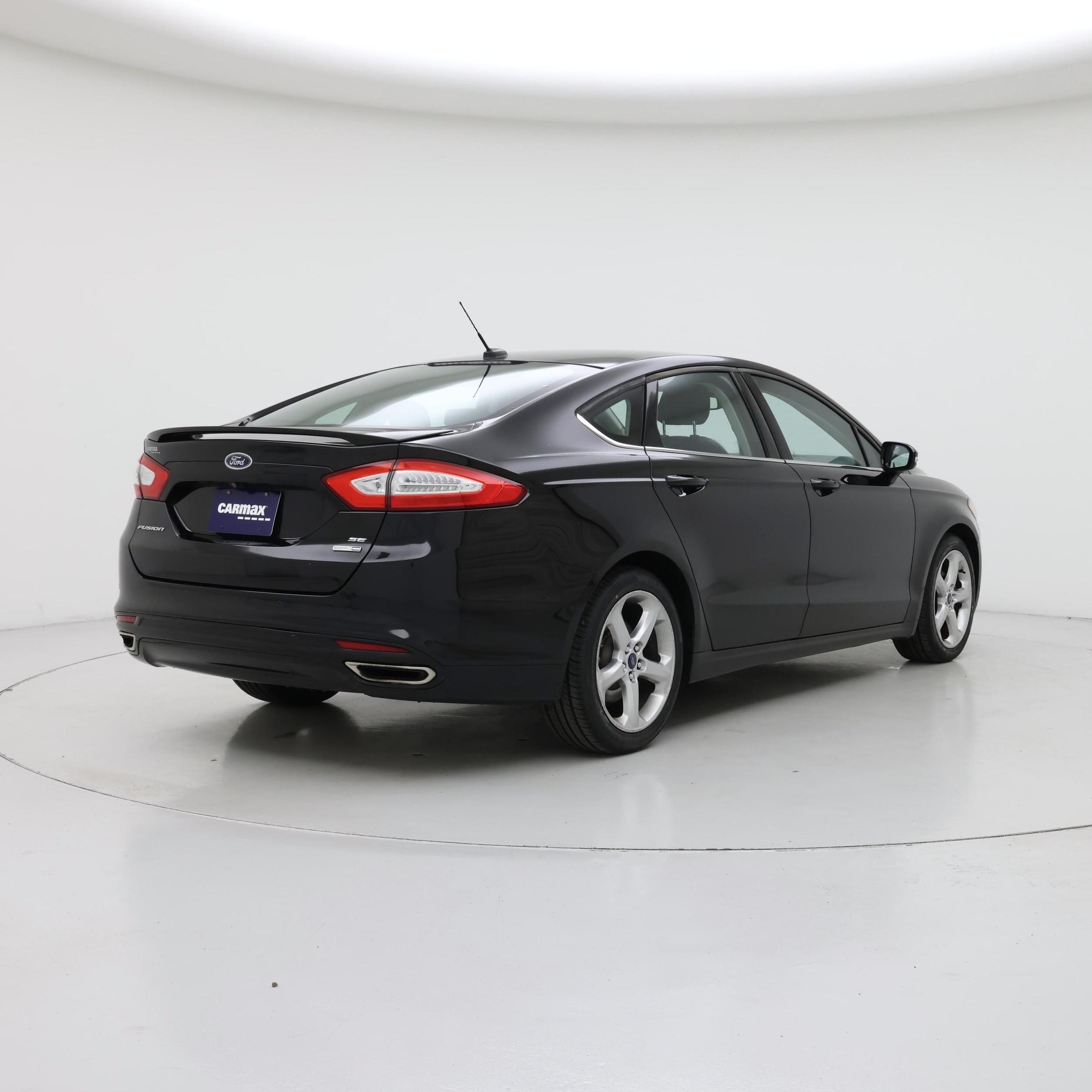 Thumbnail: 2016 Ford Fusion - 8