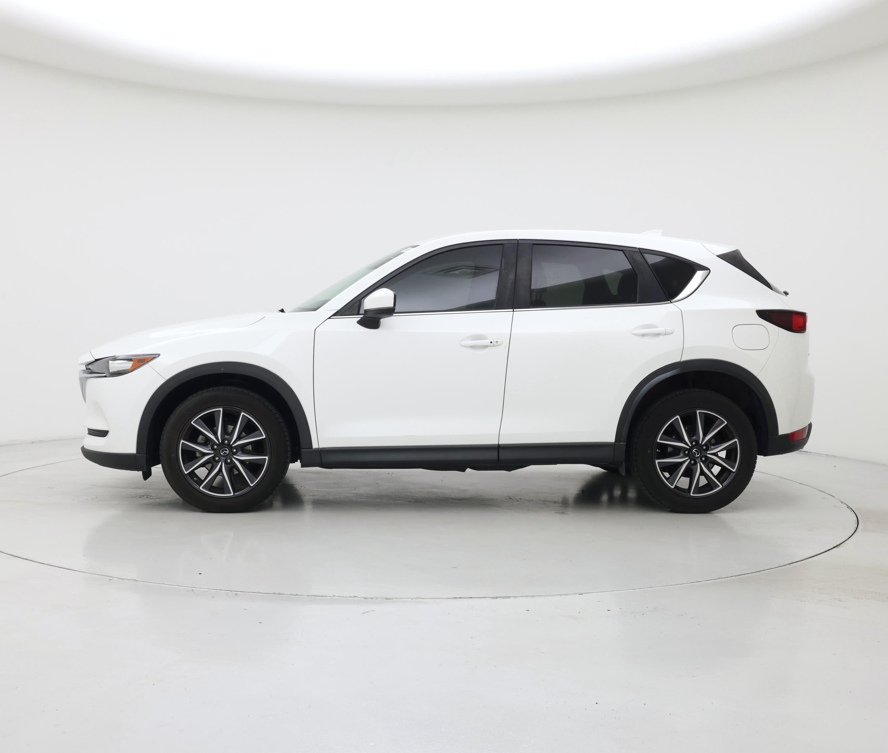 Thumbnail: 2018 Mazda CX-5 - 3