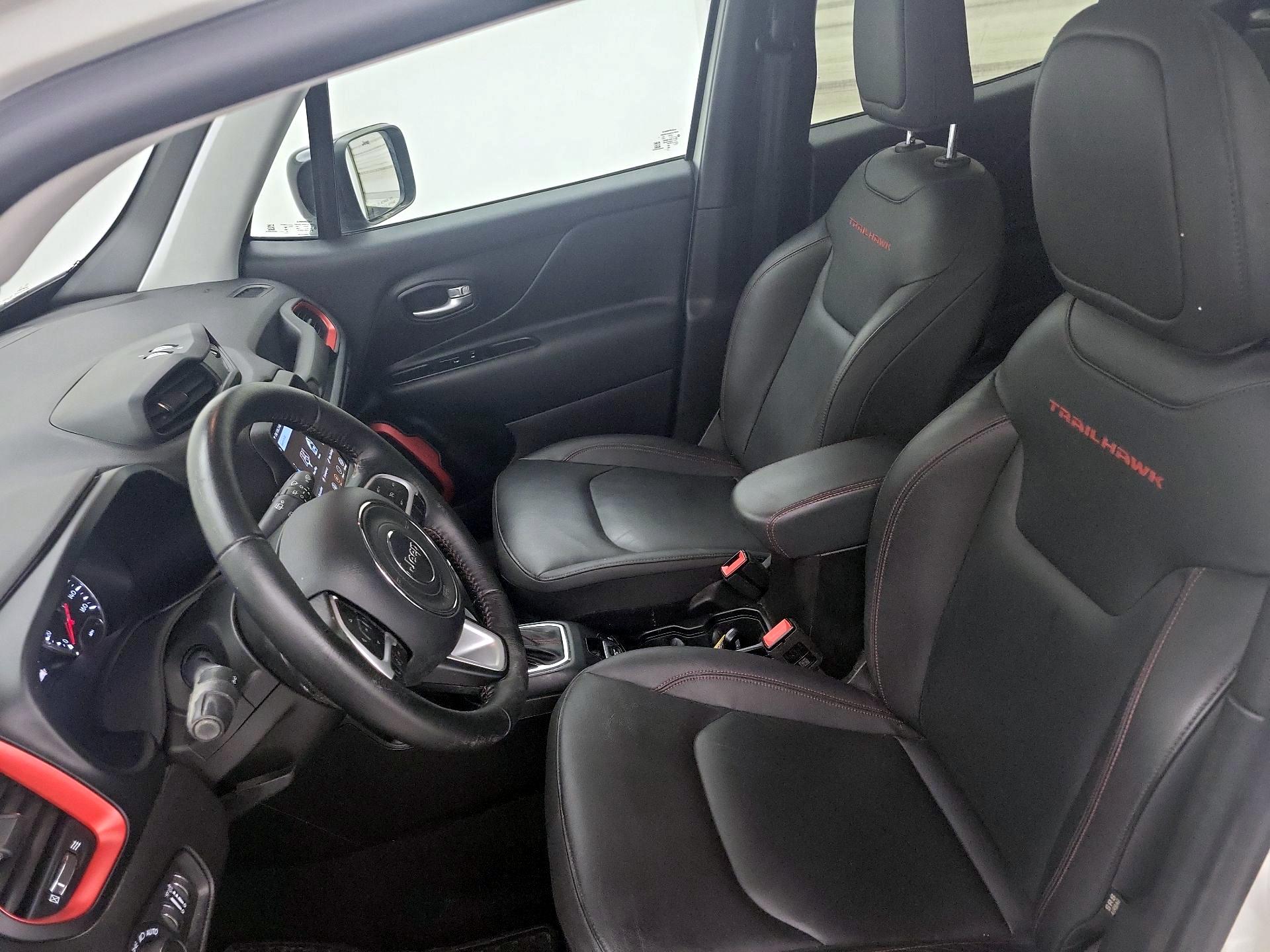 Thumbnail: 2023 Jeep Renegade - 11