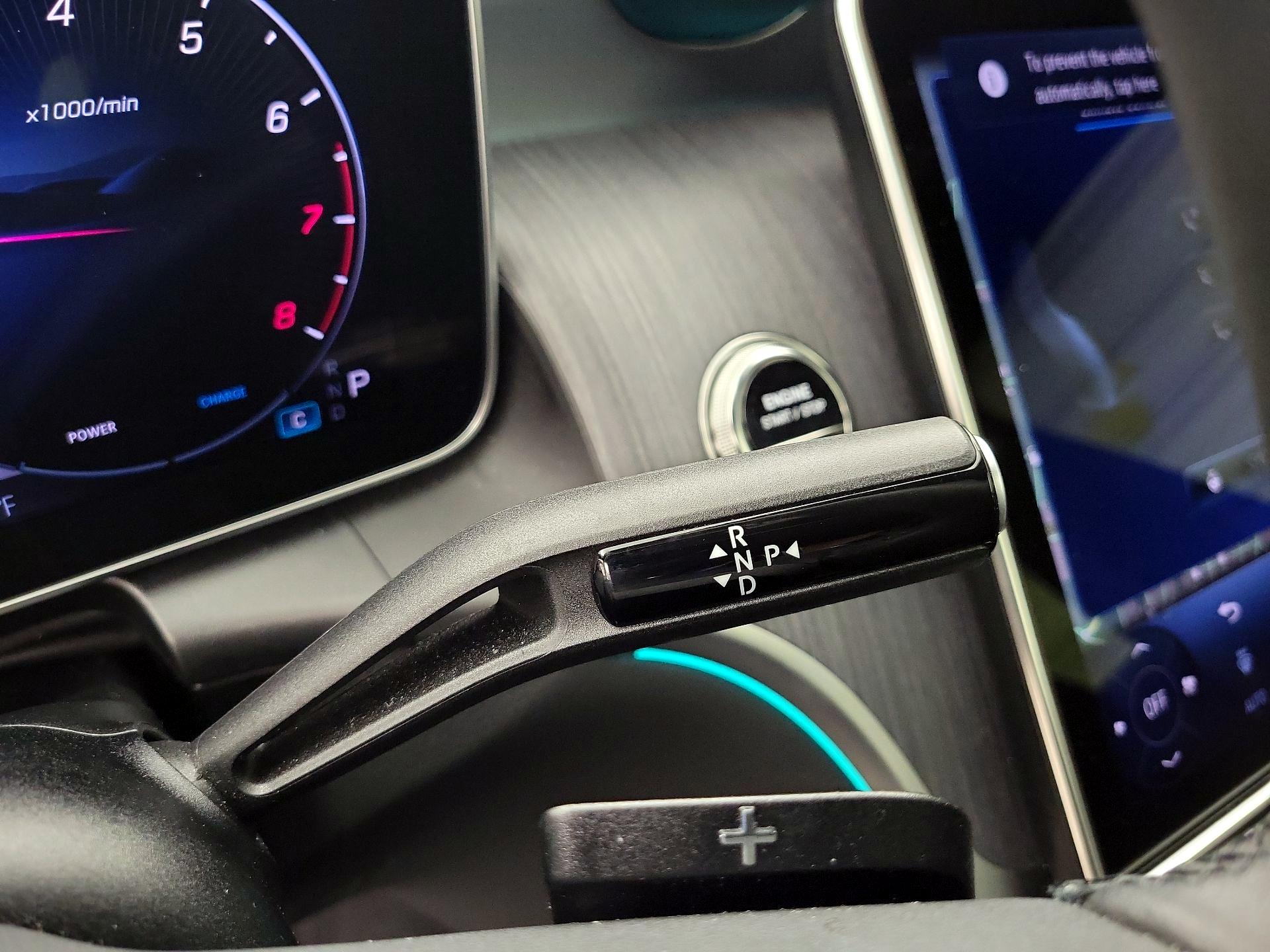 Thumbnail: 2025 Mercedes-Benz GLC - 18