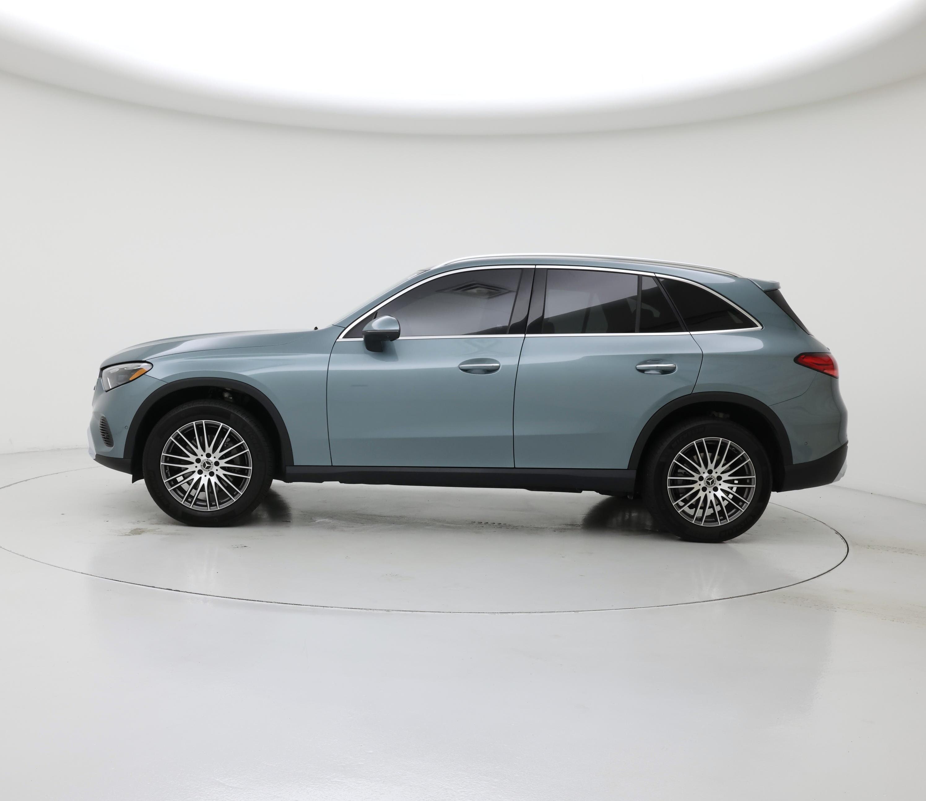 Thumbnail: 2025 Mercedes-Benz GLC - 3