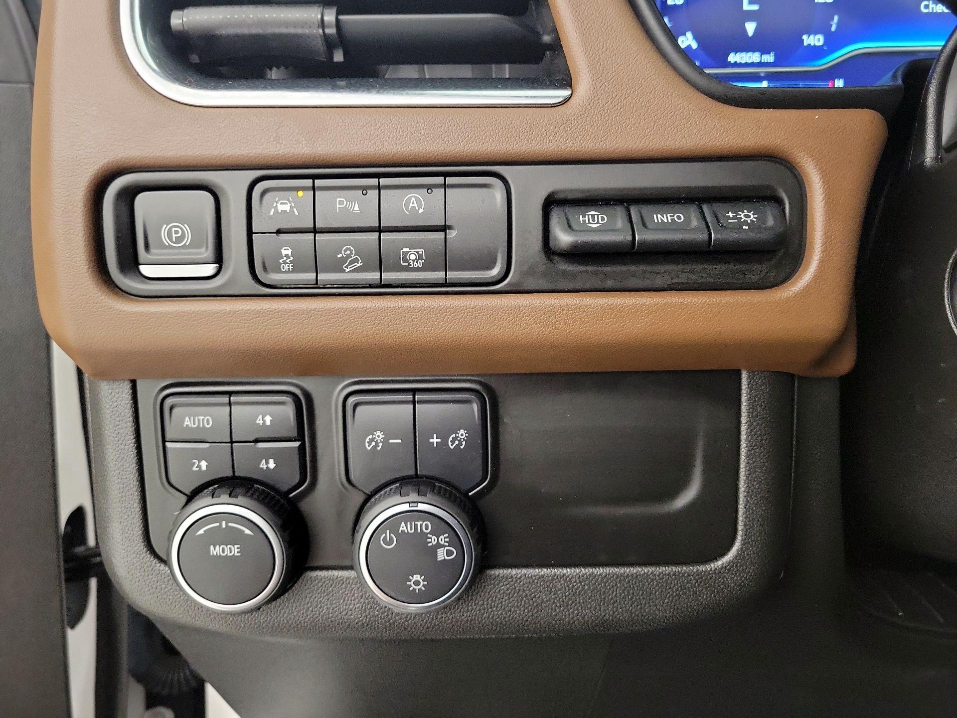 Thumbnail: 2023 Chevrolet Tahoe - 13