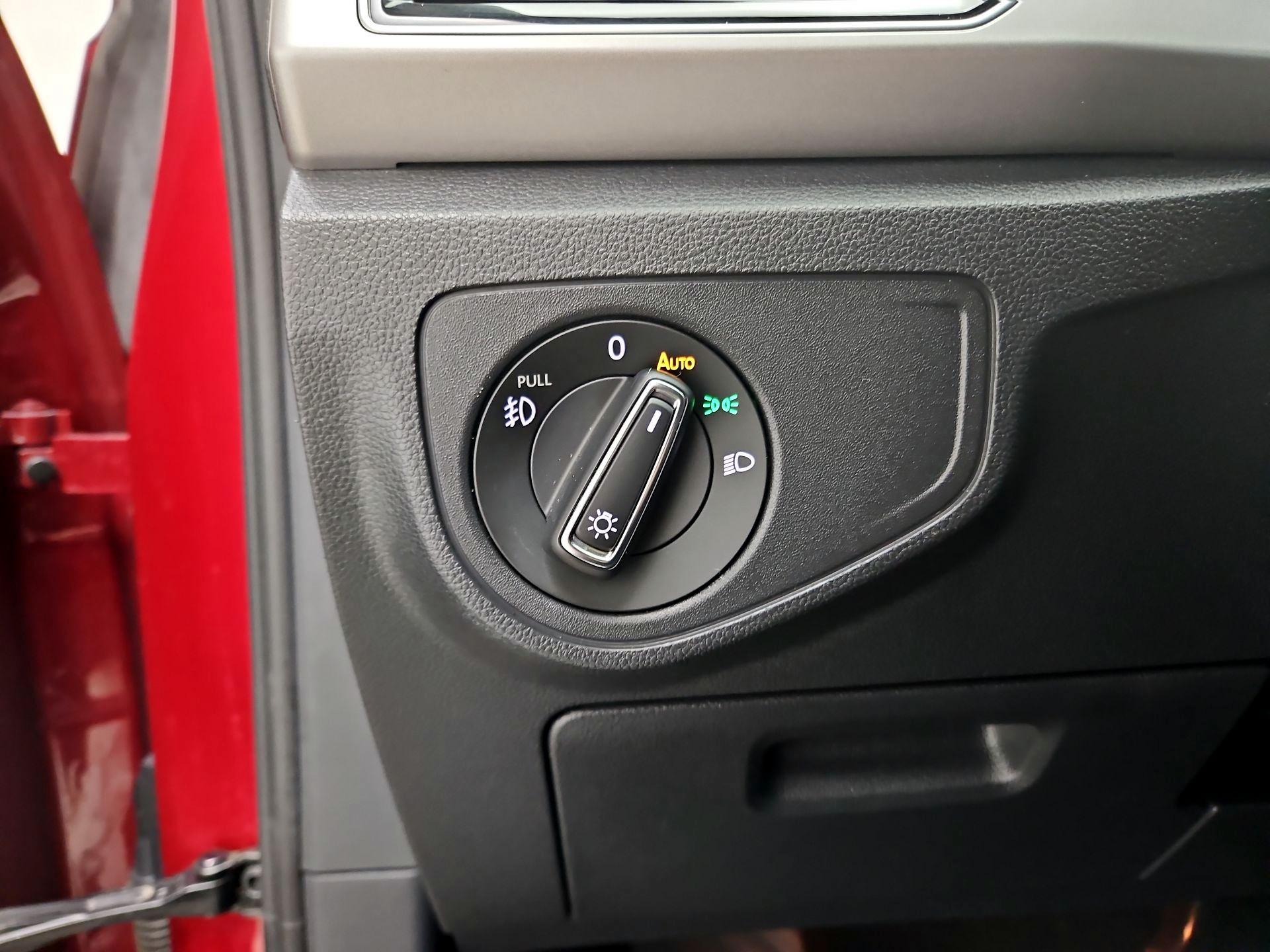 Thumbnail: 2018 Volkswagen Atlas - 11