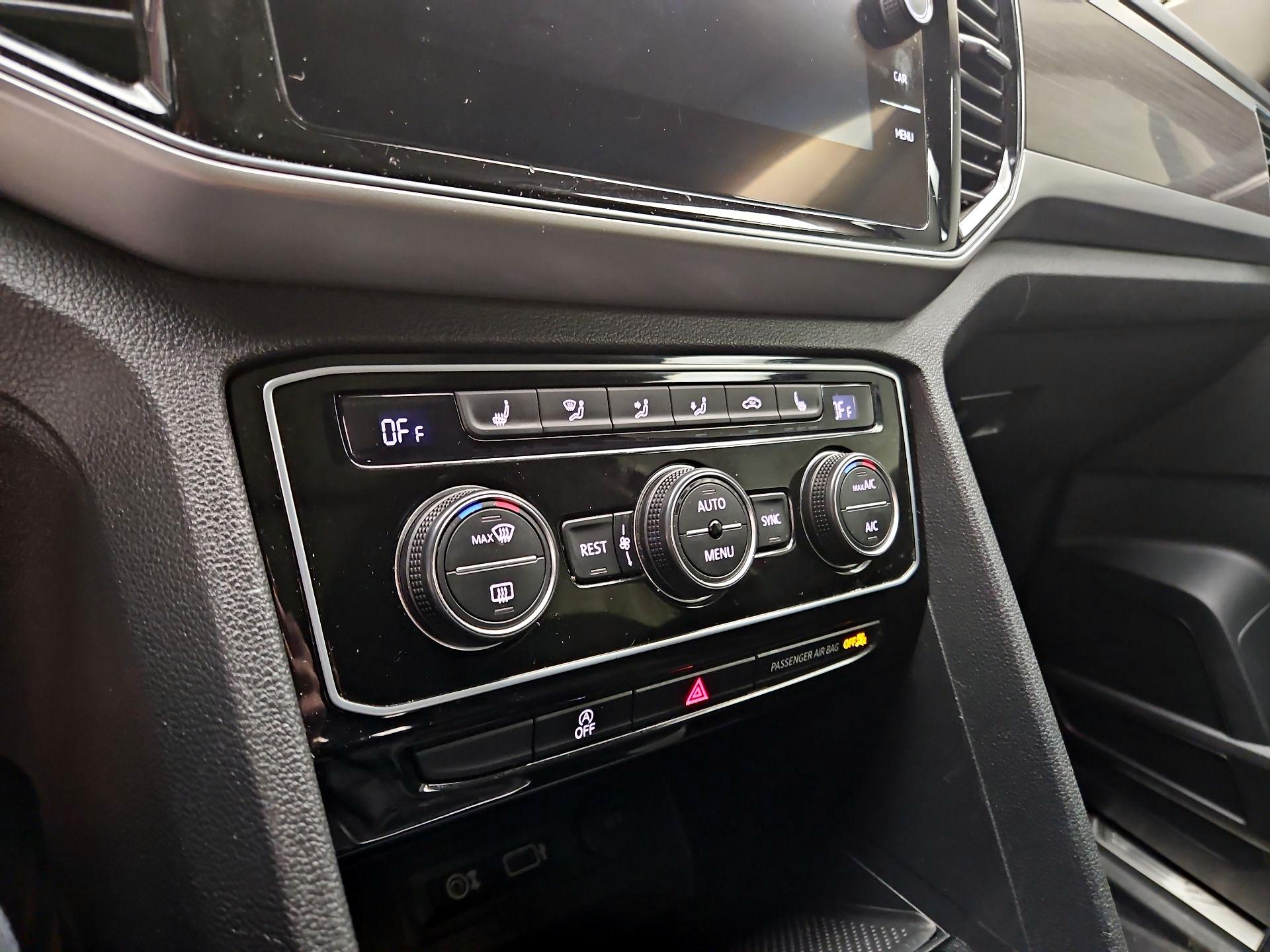 Thumbnail: 2018 Volkswagen Atlas - 14