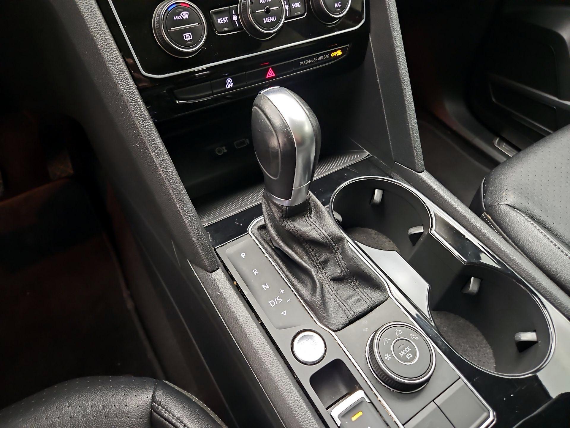 Thumbnail: 2018 Volkswagen Atlas - 15