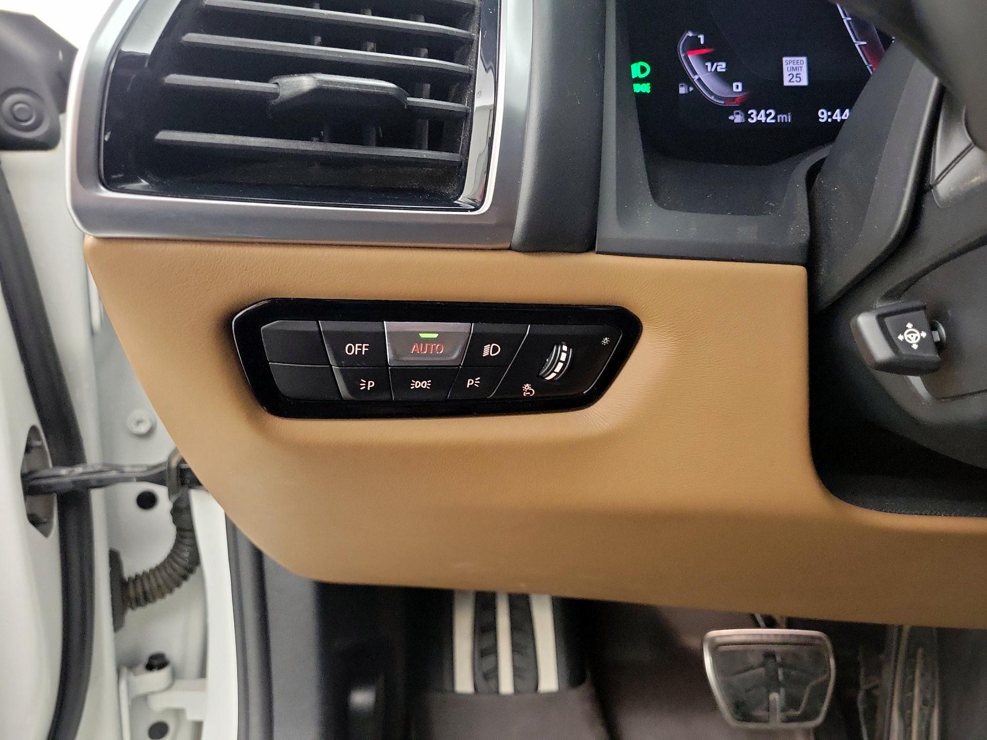 Thumbnail: 2020 BMW M8 - 13