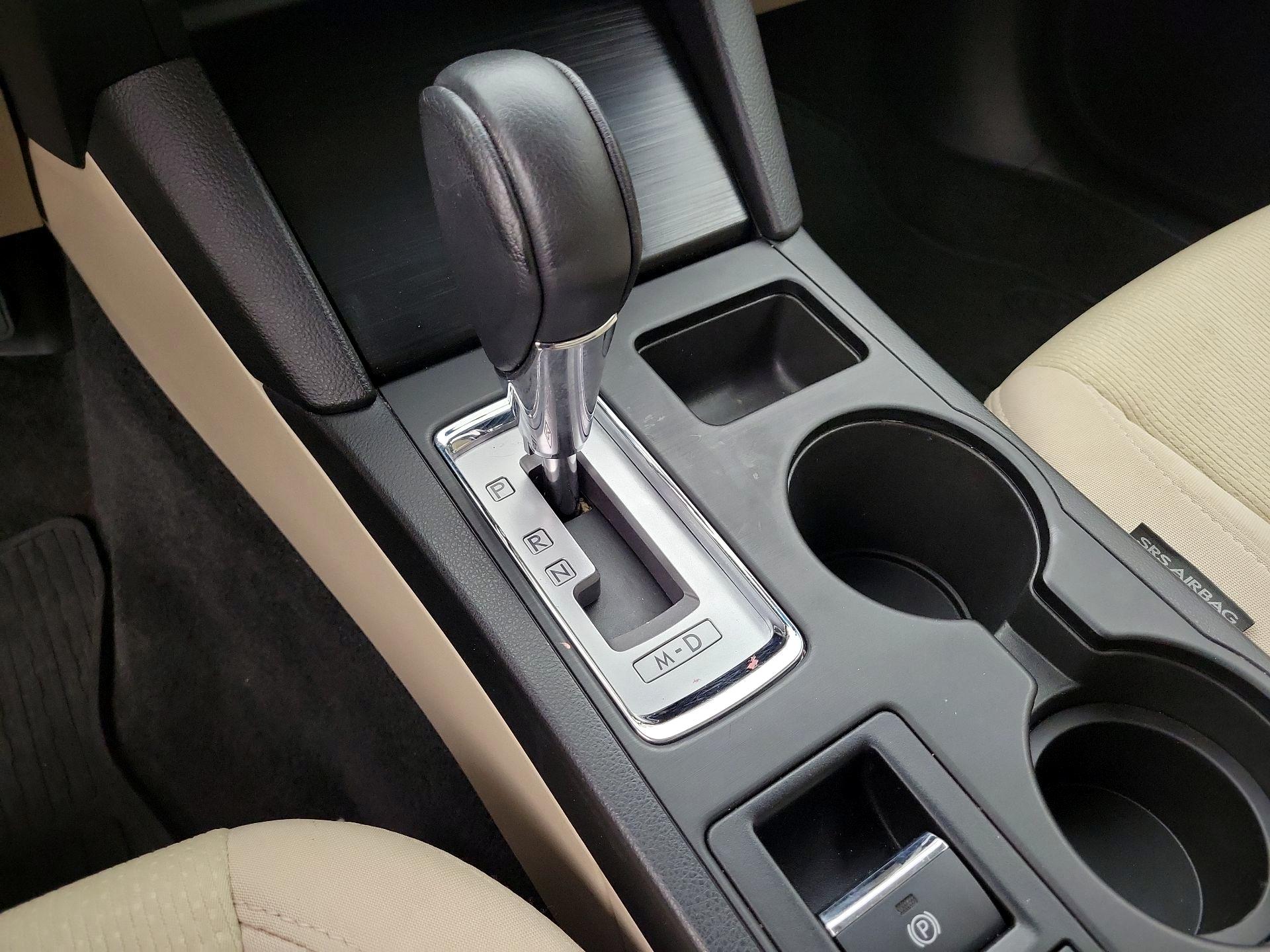 Thumbnail: 2015 Subaru Legacy - 17