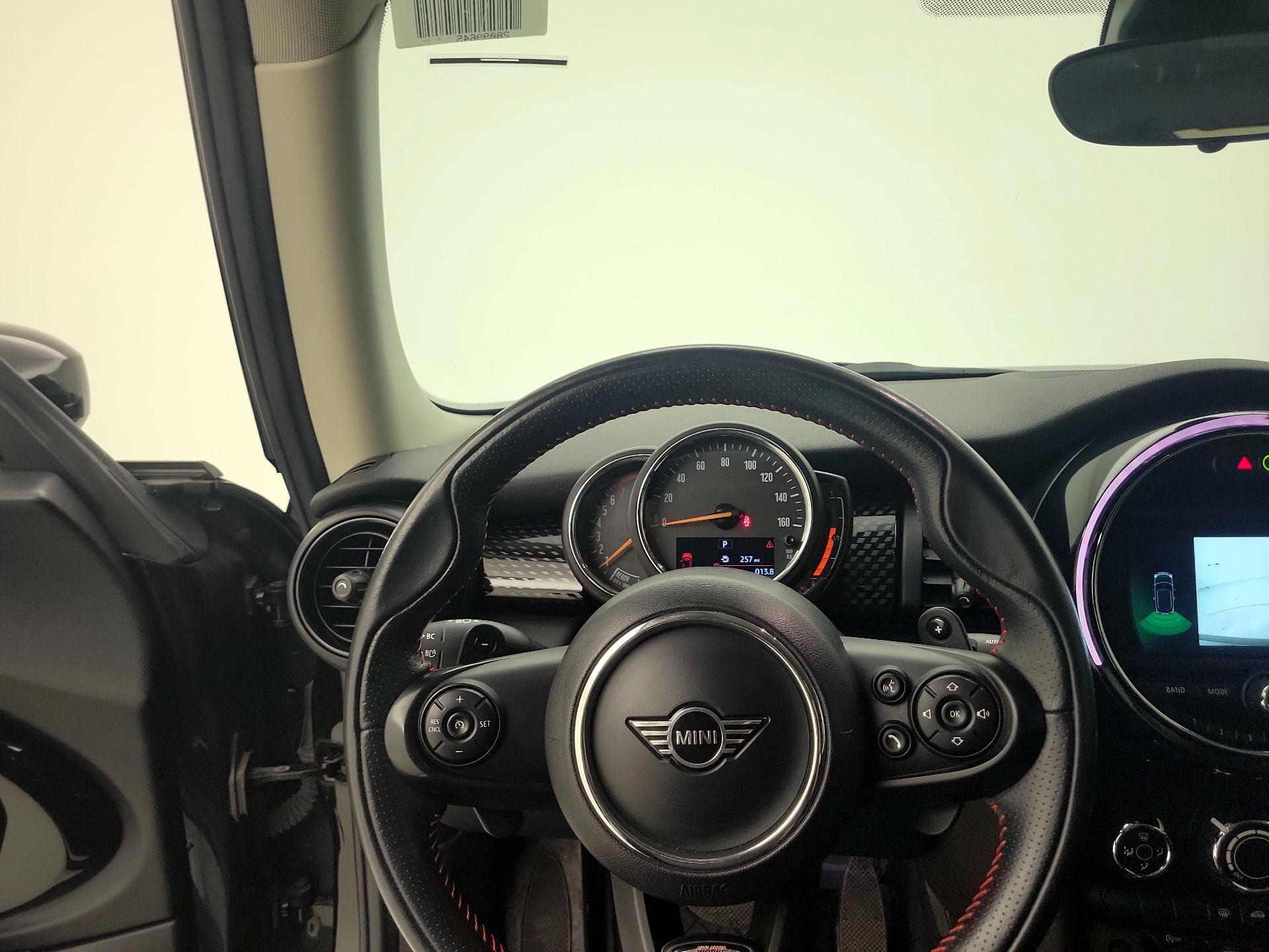 Thumbnail: 2020 MINI Cooper Hardtop - 10