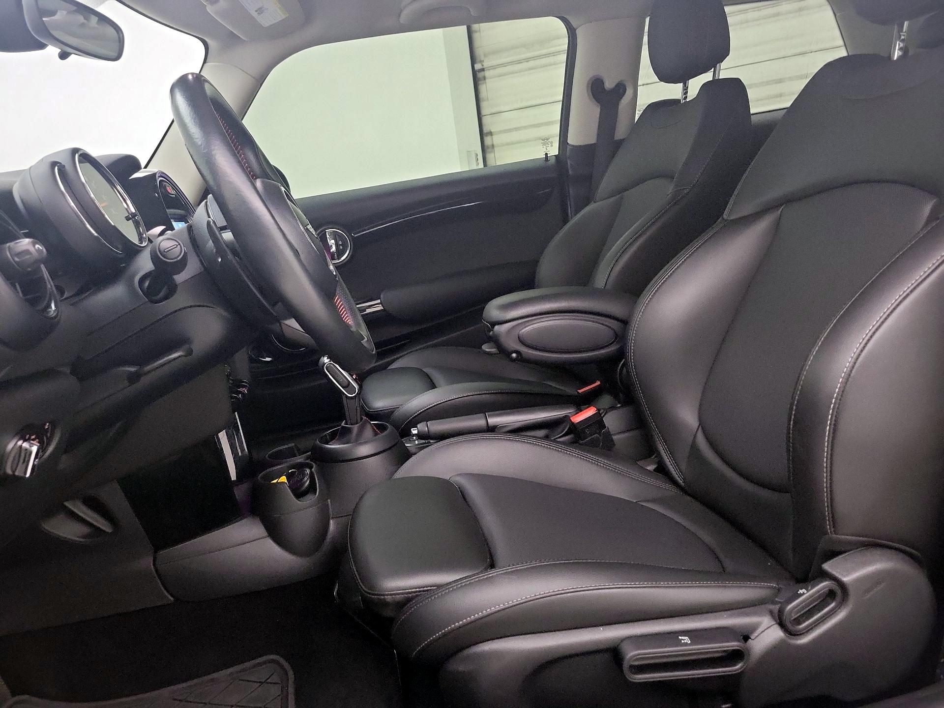 Thumbnail: 2020 MINI Cooper Hardtop - 11