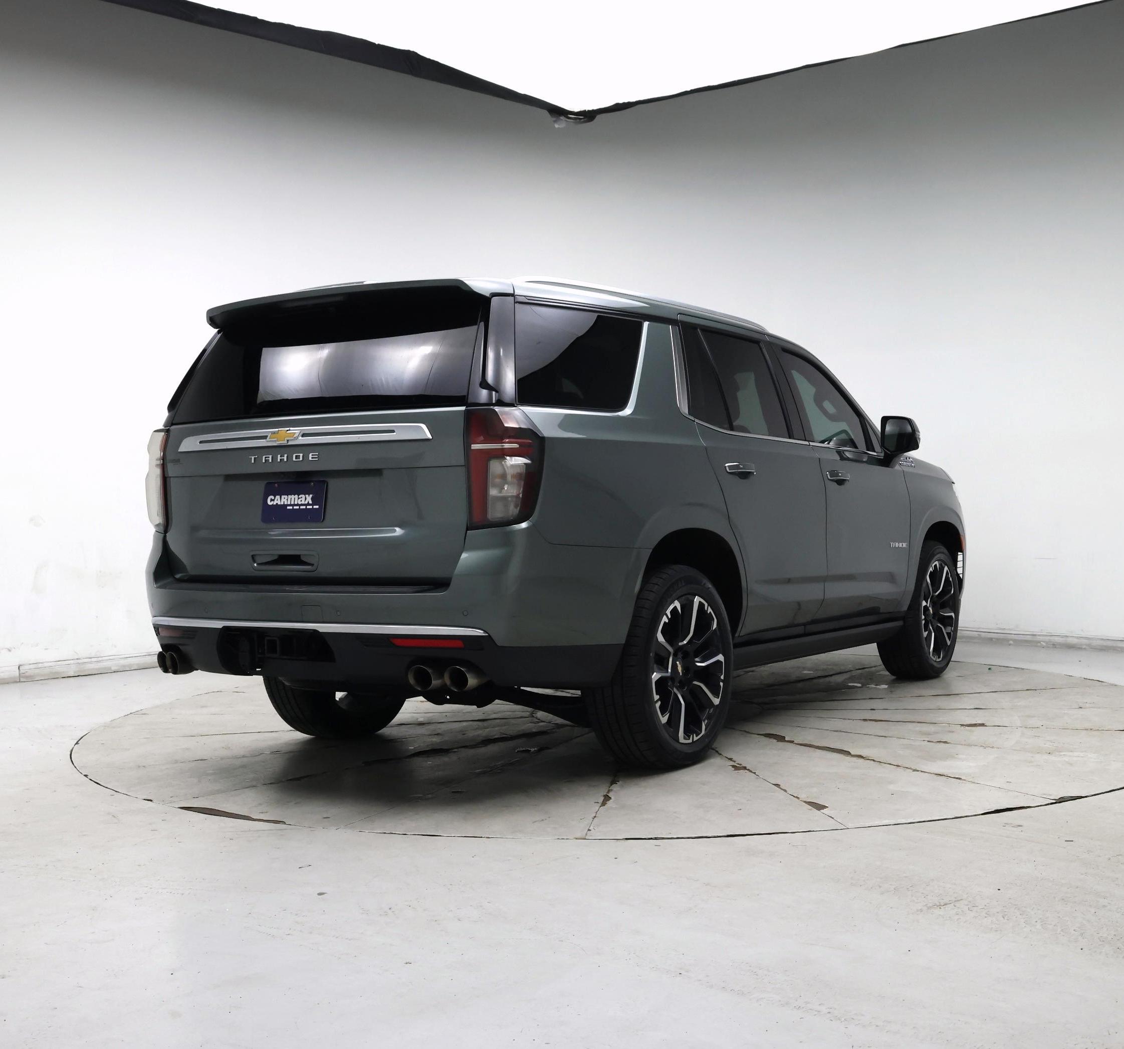 Thumbnail: 2023 Chevrolet Tahoe - 8