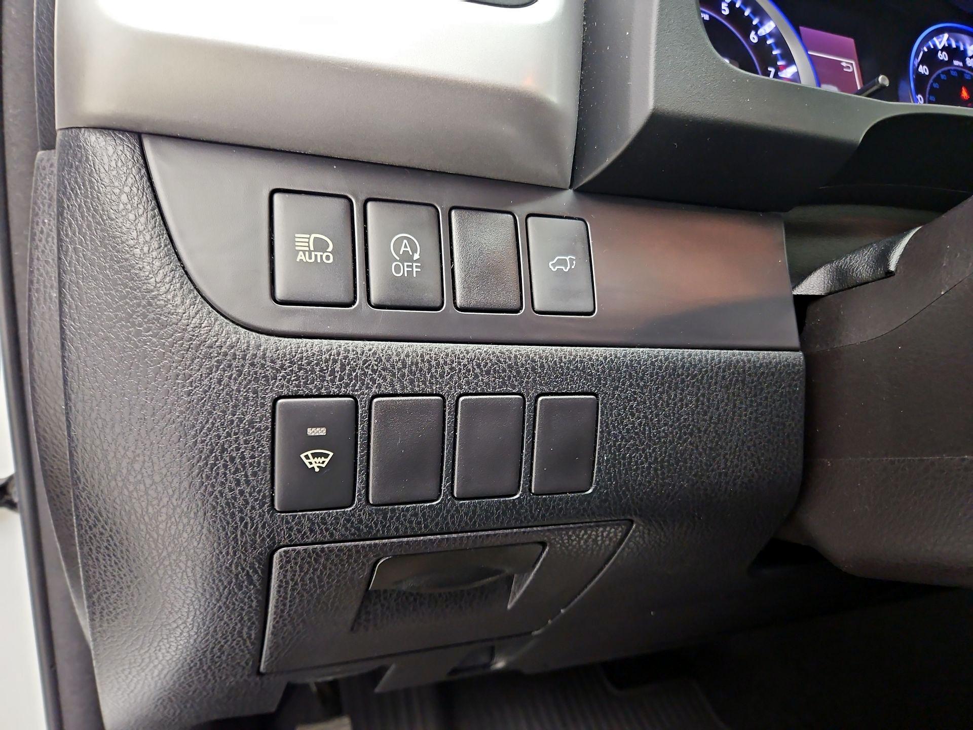 Thumbnail: 2018 Toyota Highlander - 13