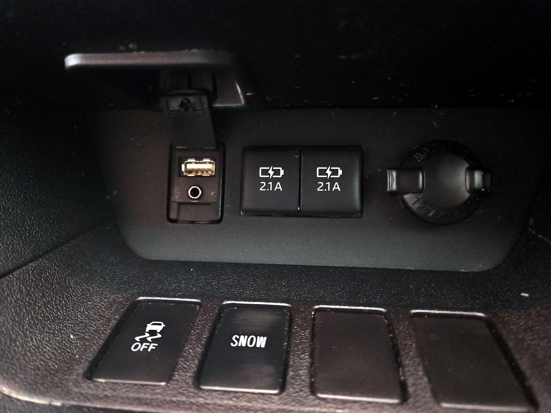 Thumbnail: 2018 Toyota Highlander - 19