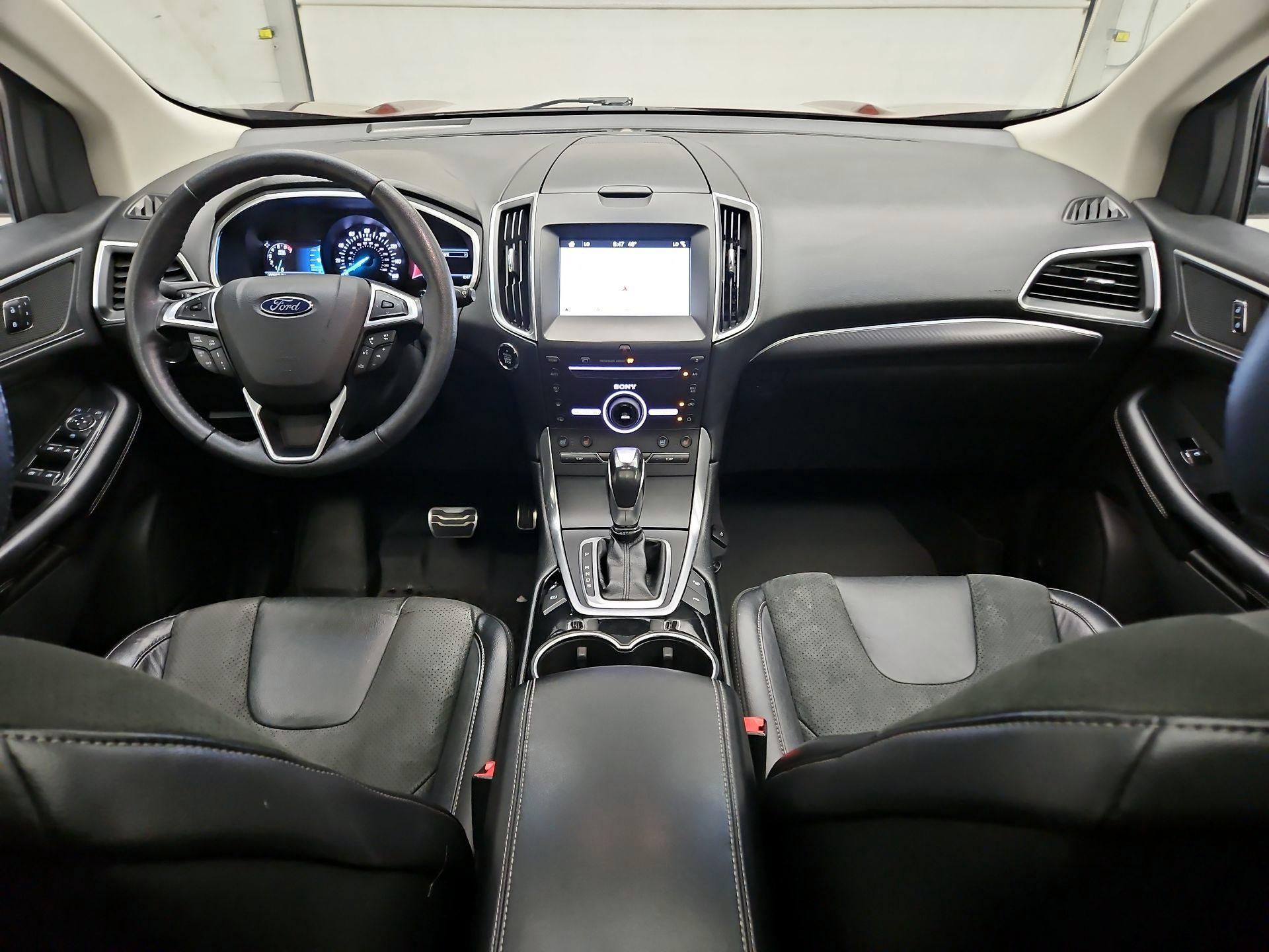 Thumbnail: 2016 Ford Edge - 8