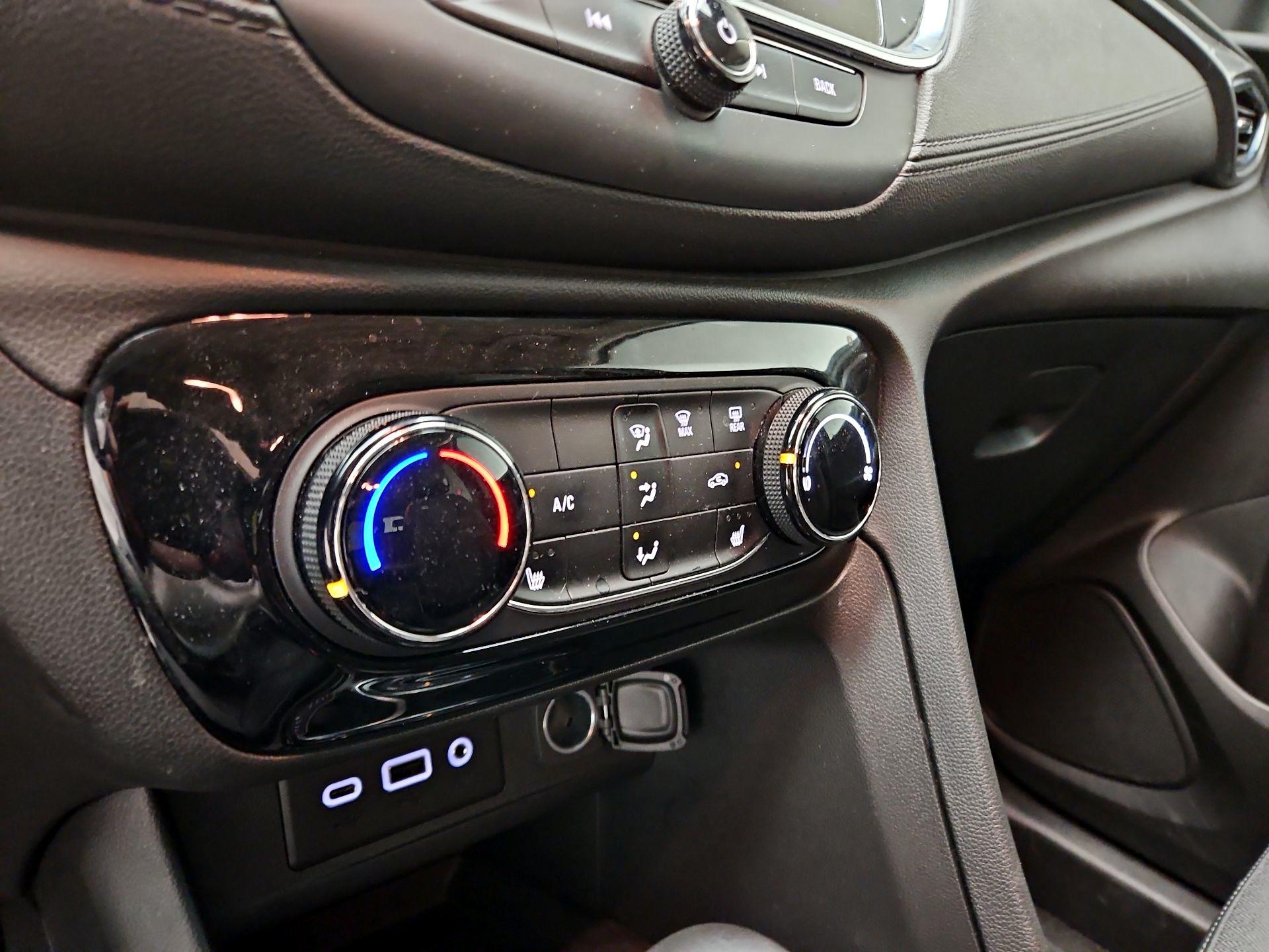 Thumbnail: 2022 Buick Encore GX - 16