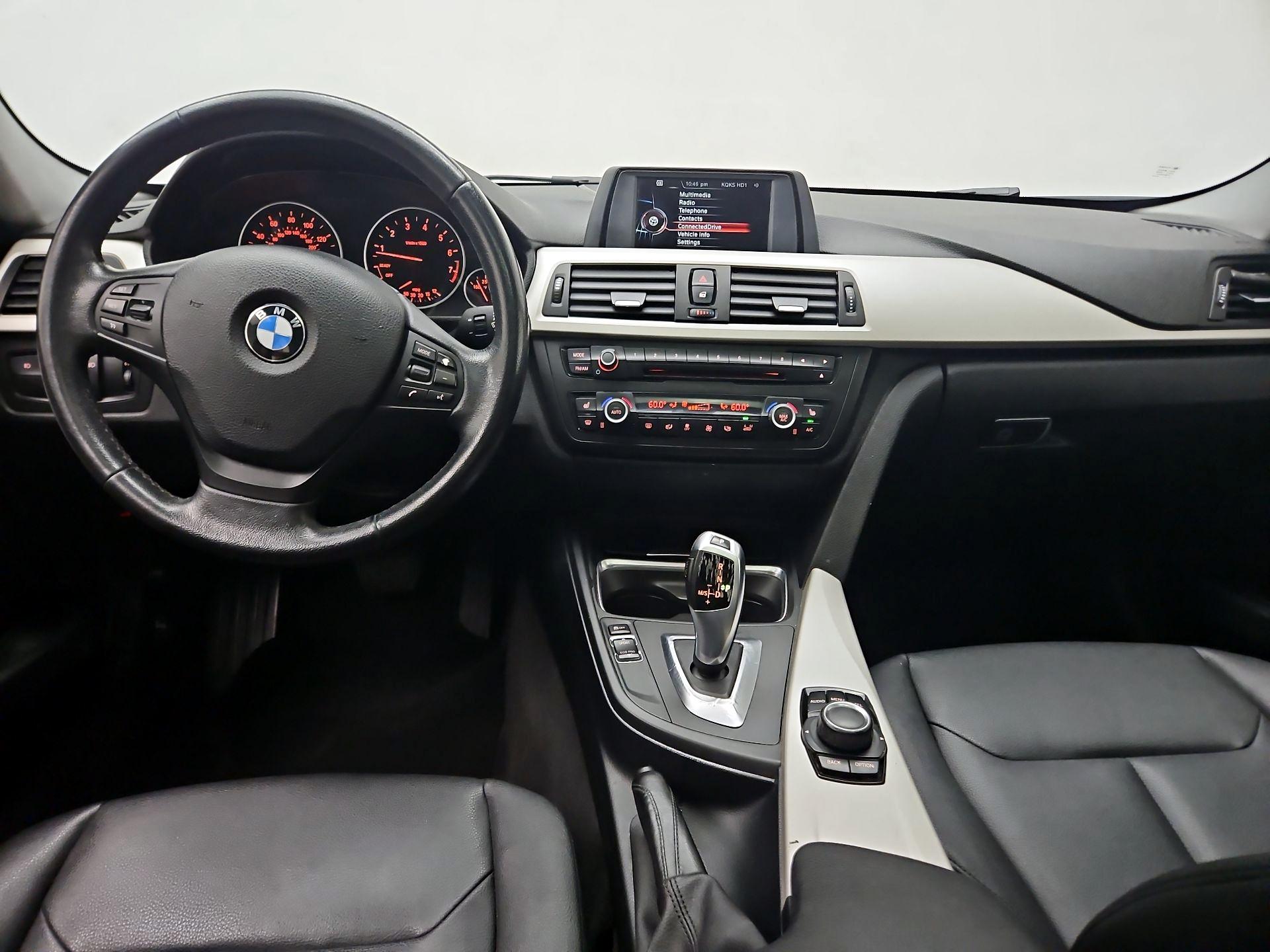 Thumbnail: 2015 BMW 3 Series - 9