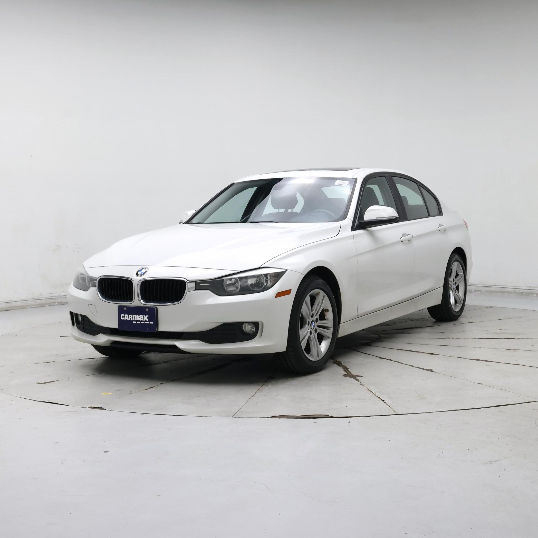 Thumbnail: 2015 BMW 3 Series - 4