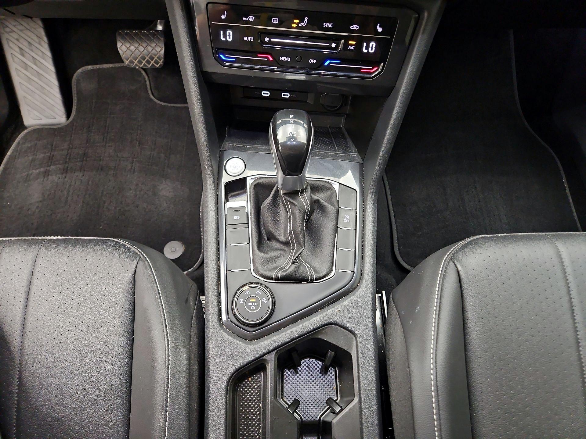 Thumbnail: 2023 Volkswagen Tiguan - 17