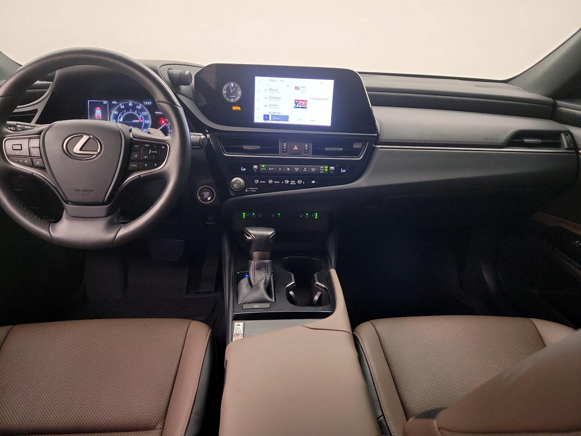 Thumbnail: 2024 Lexus ES - 9