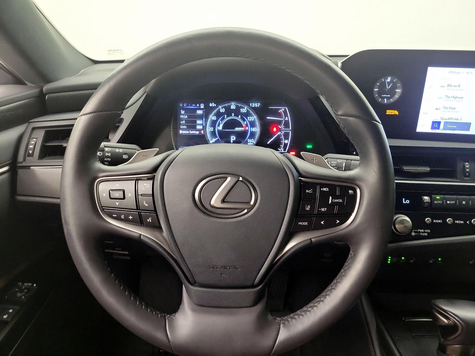 Thumbnail: 2024 Lexus ES - 10