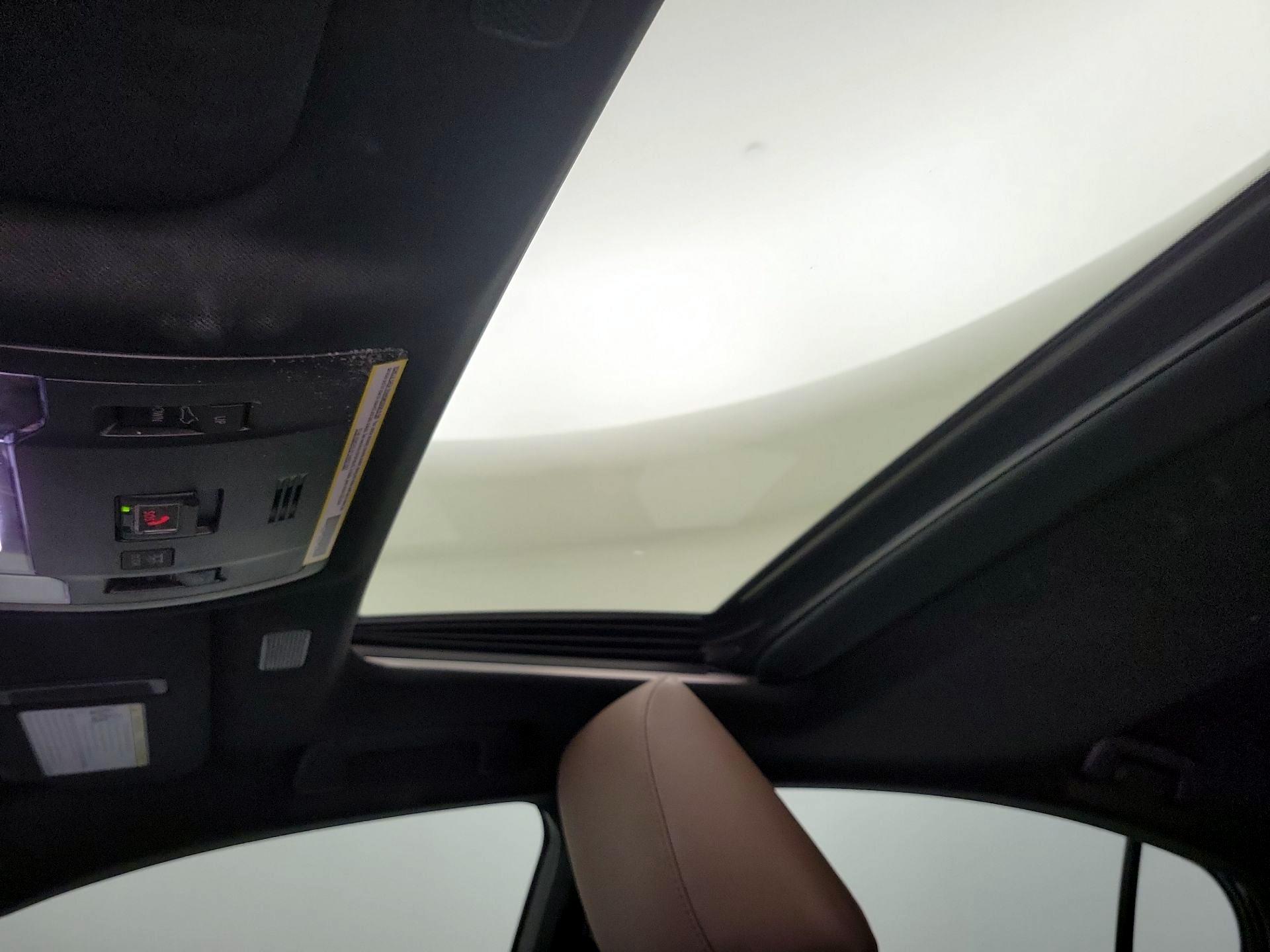 Thumbnail: 2024 Lexus ES - 19