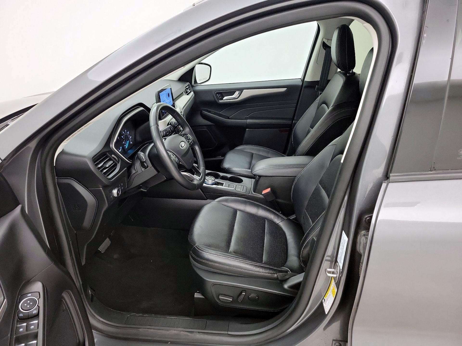 Thumbnail: 2022 Ford Escape - 11