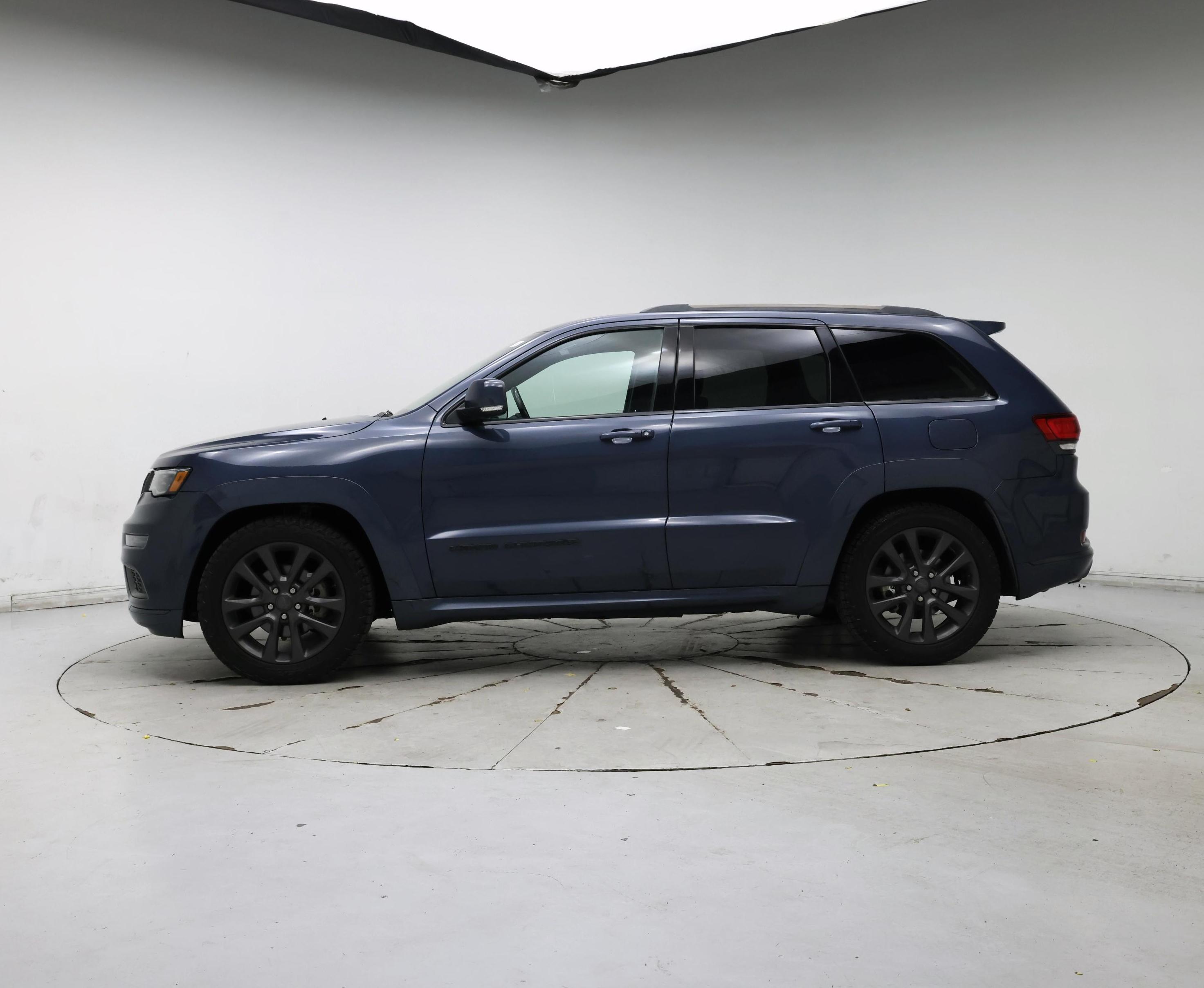 Thumbnail: 2019 Jeep Grand Cherokee - 3