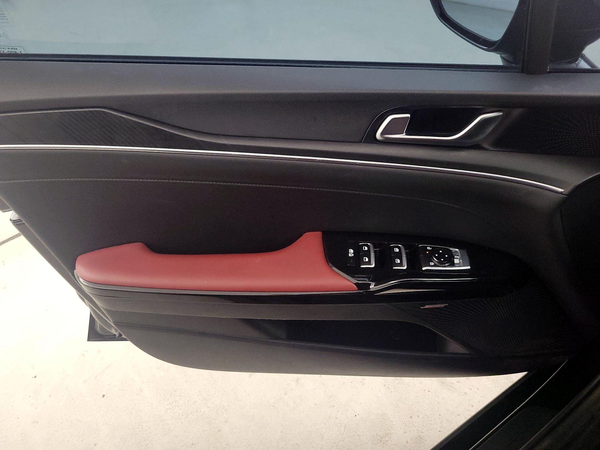 Thumbnail: 2025 Kia K5 - 12