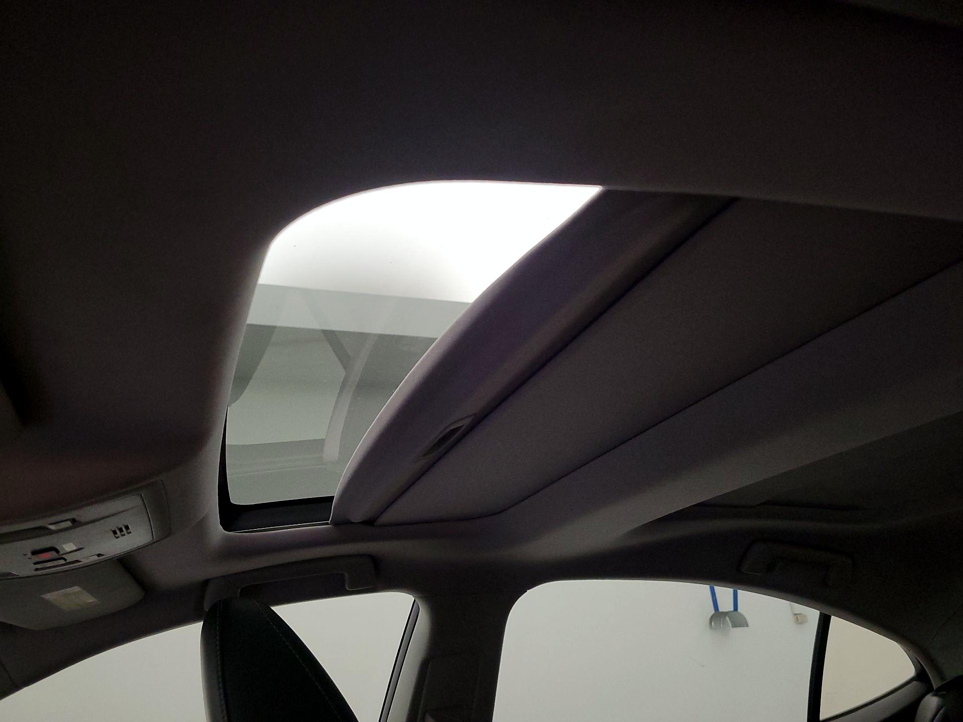 Thumbnail: 2016 Lexus ES - 20