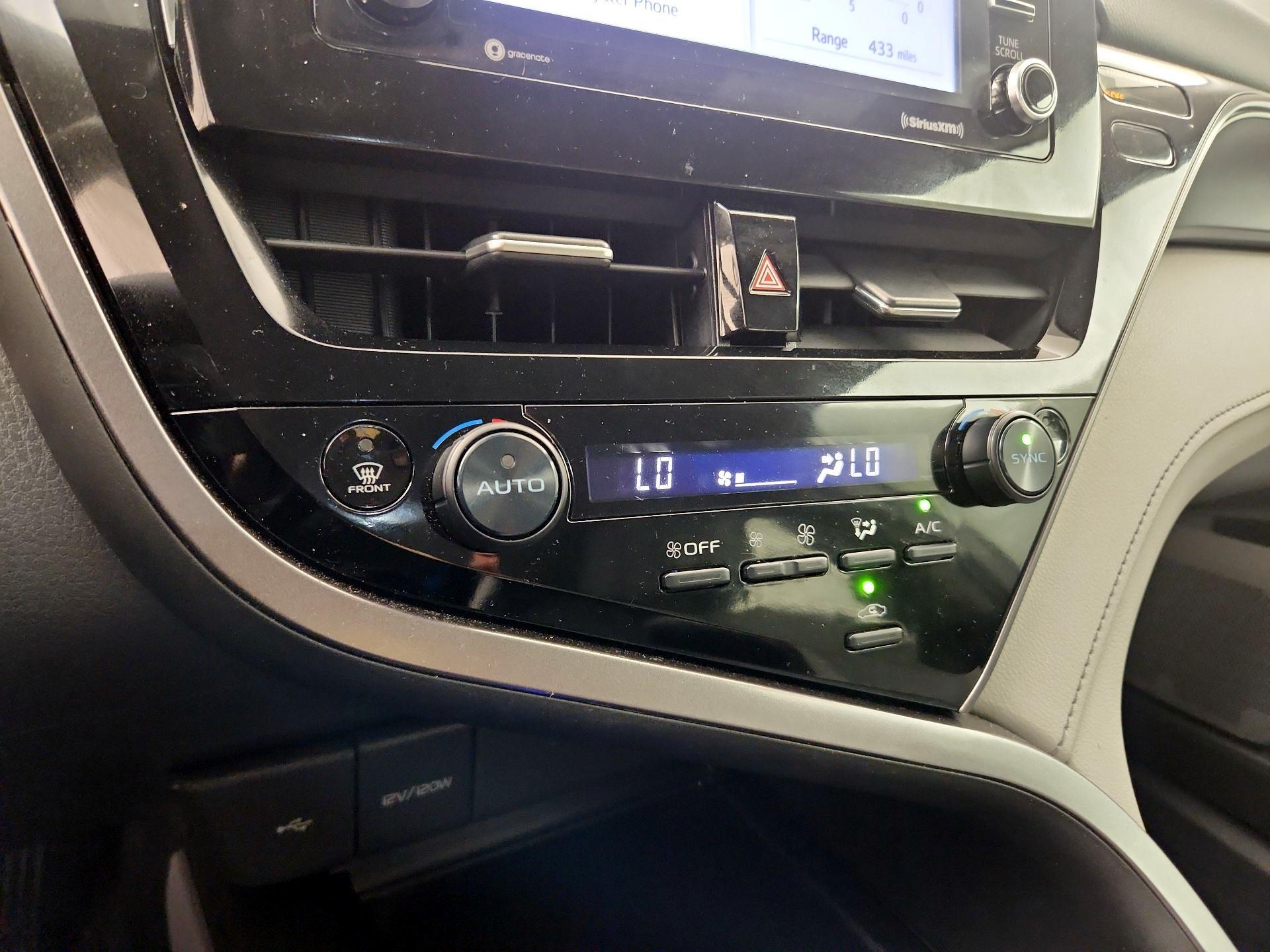 Thumbnail: 2023 Toyota Camry - 16