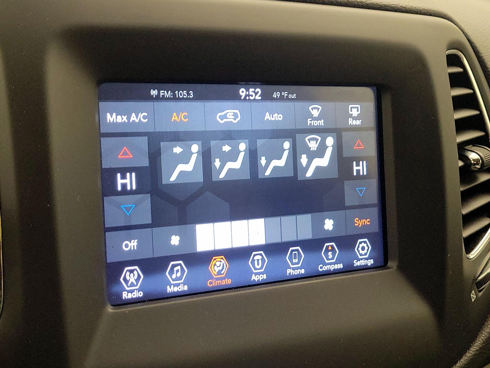 Thumbnail: 2020 Jeep Compass - 15