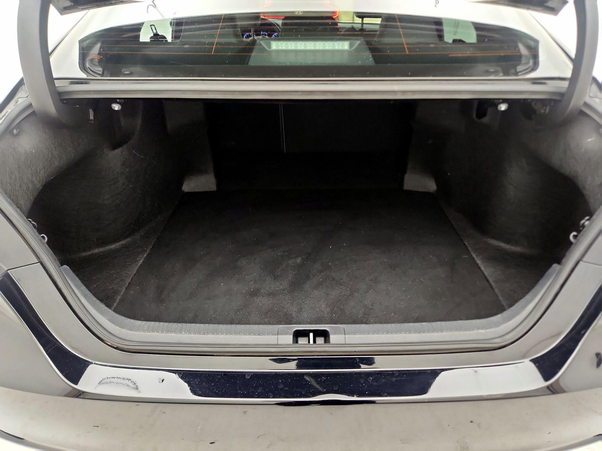 Thumbnail: 2023 Toyota Camry - 20