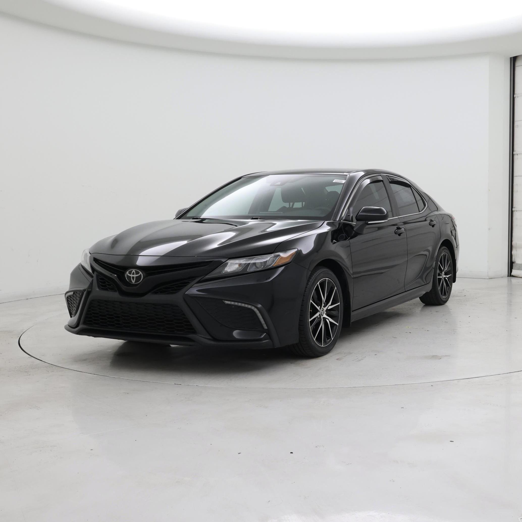 Thumbnail: 2023 Toyota Camry - 4