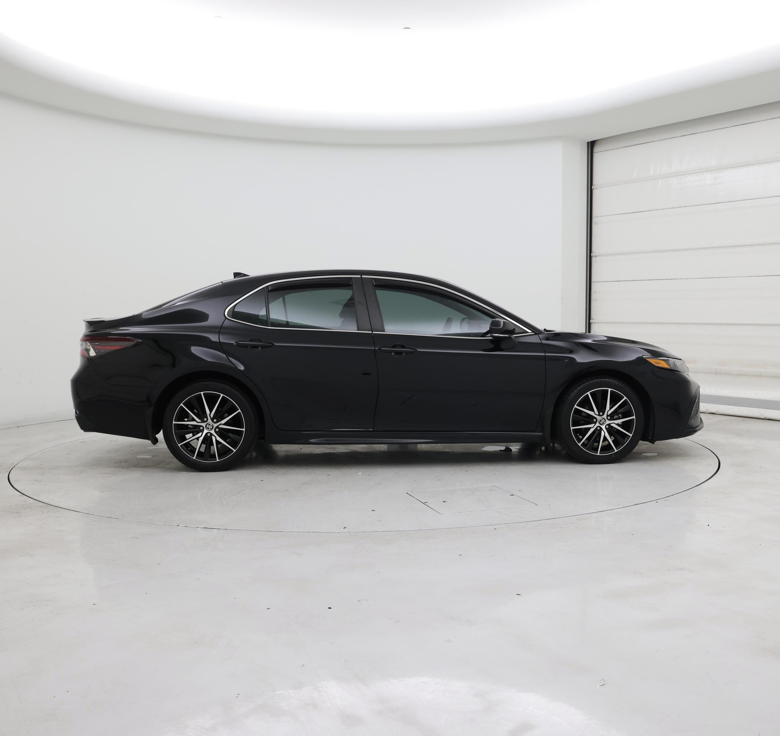 Thumbnail: 2023 Toyota Camry - 7