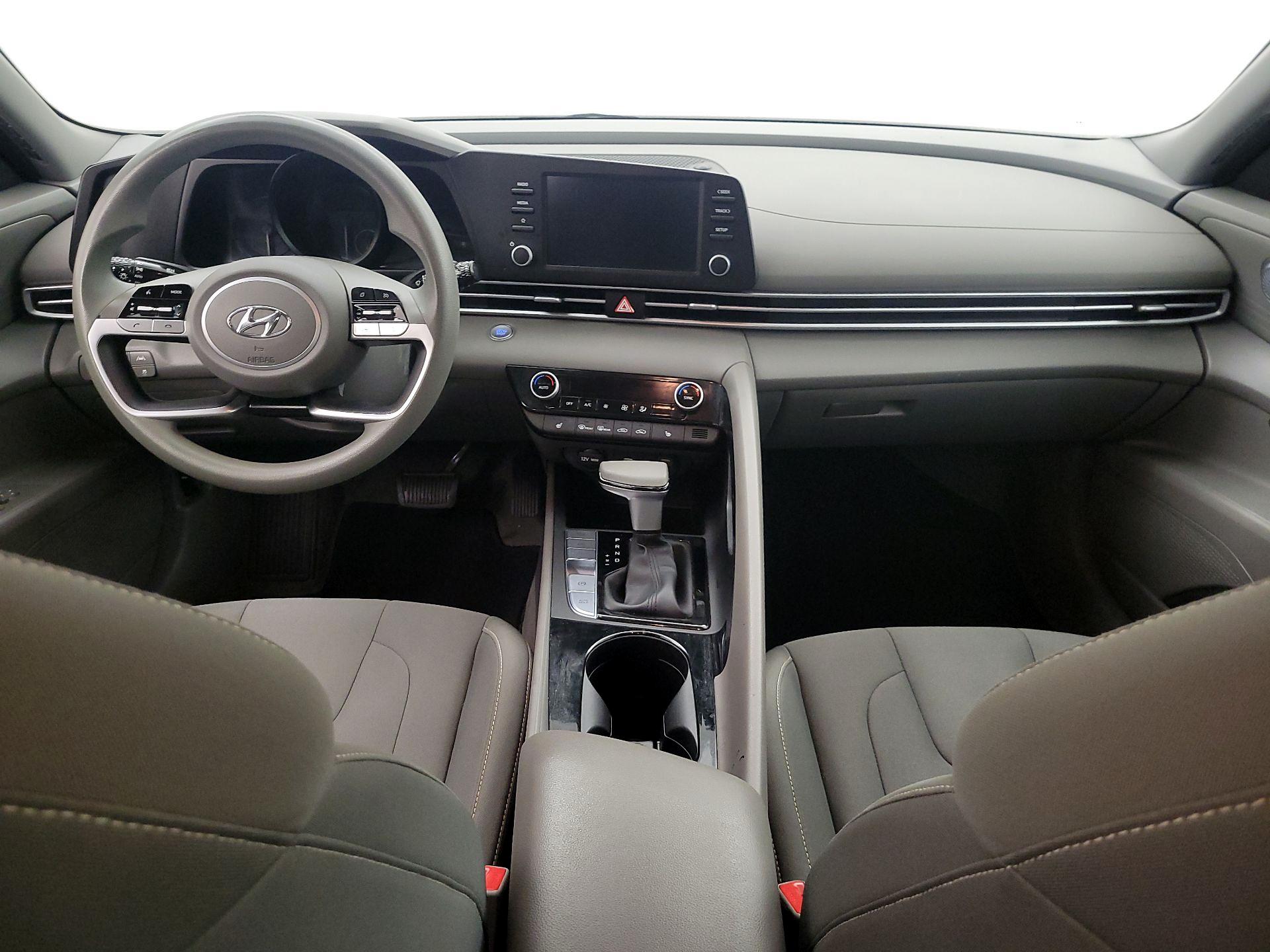 Thumbnail: 2023 Hyundai Elantra - 9