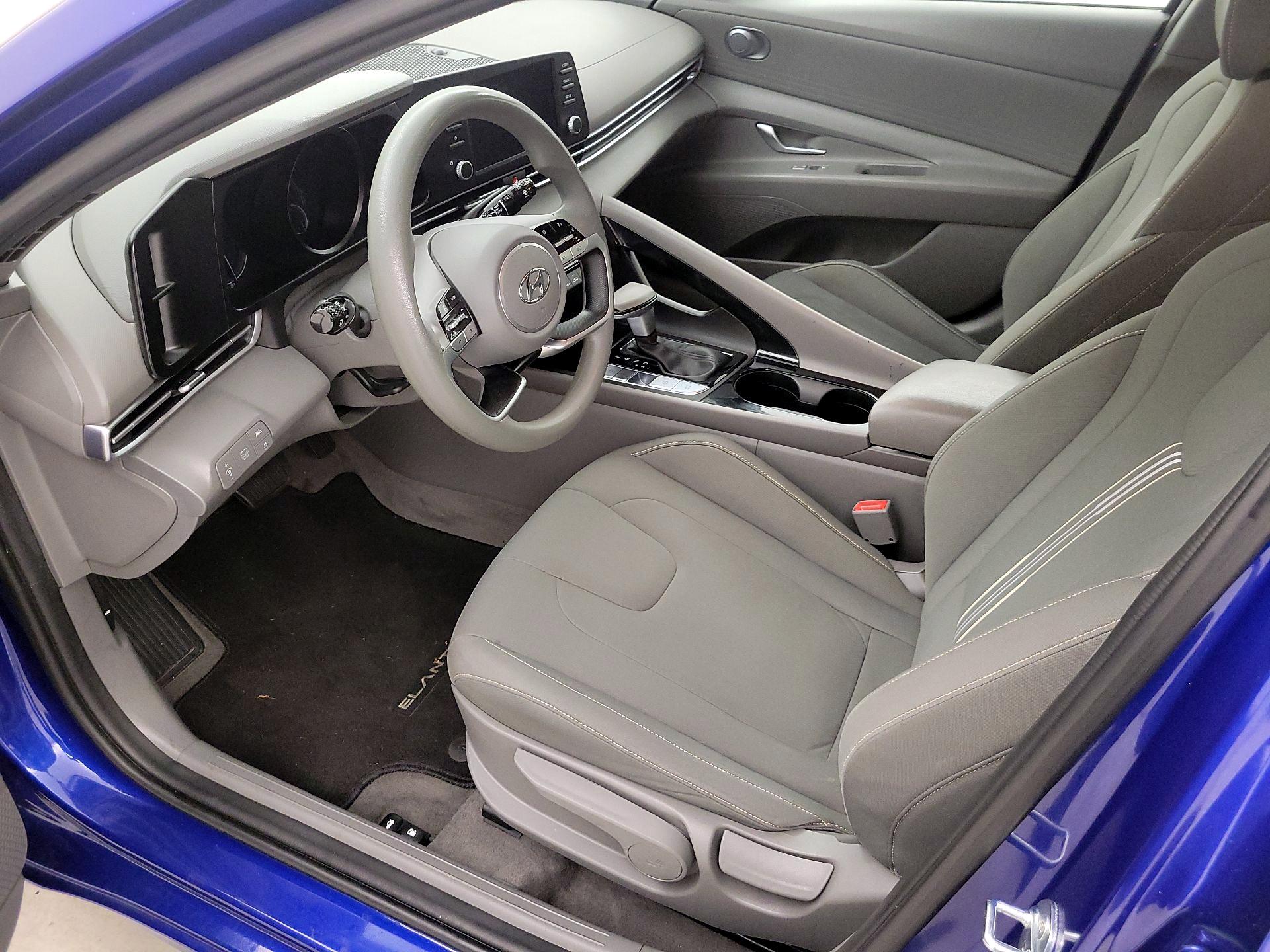 Thumbnail: 2023 Hyundai Elantra - 11