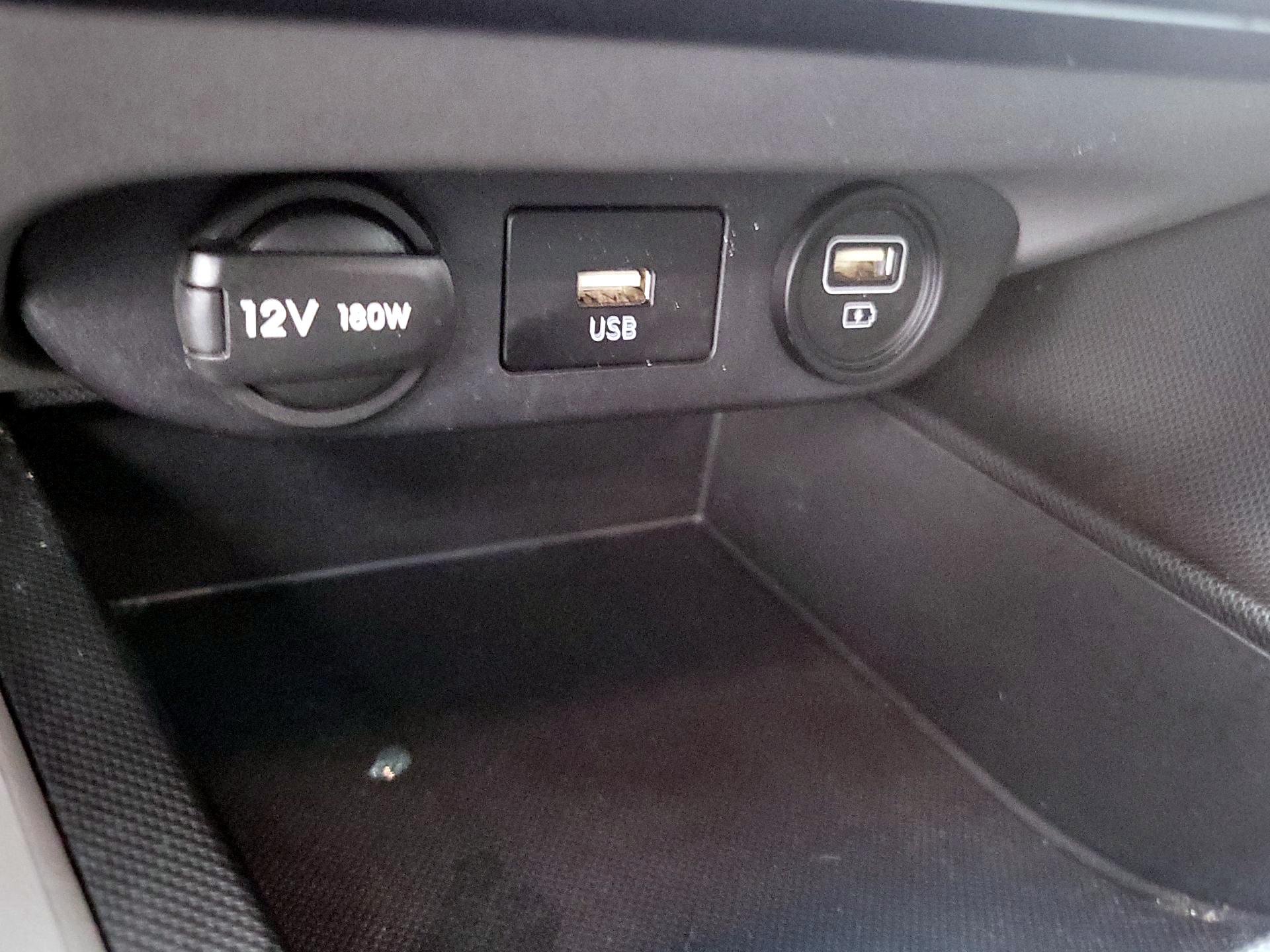 Thumbnail: 2023 Hyundai Elantra - 18