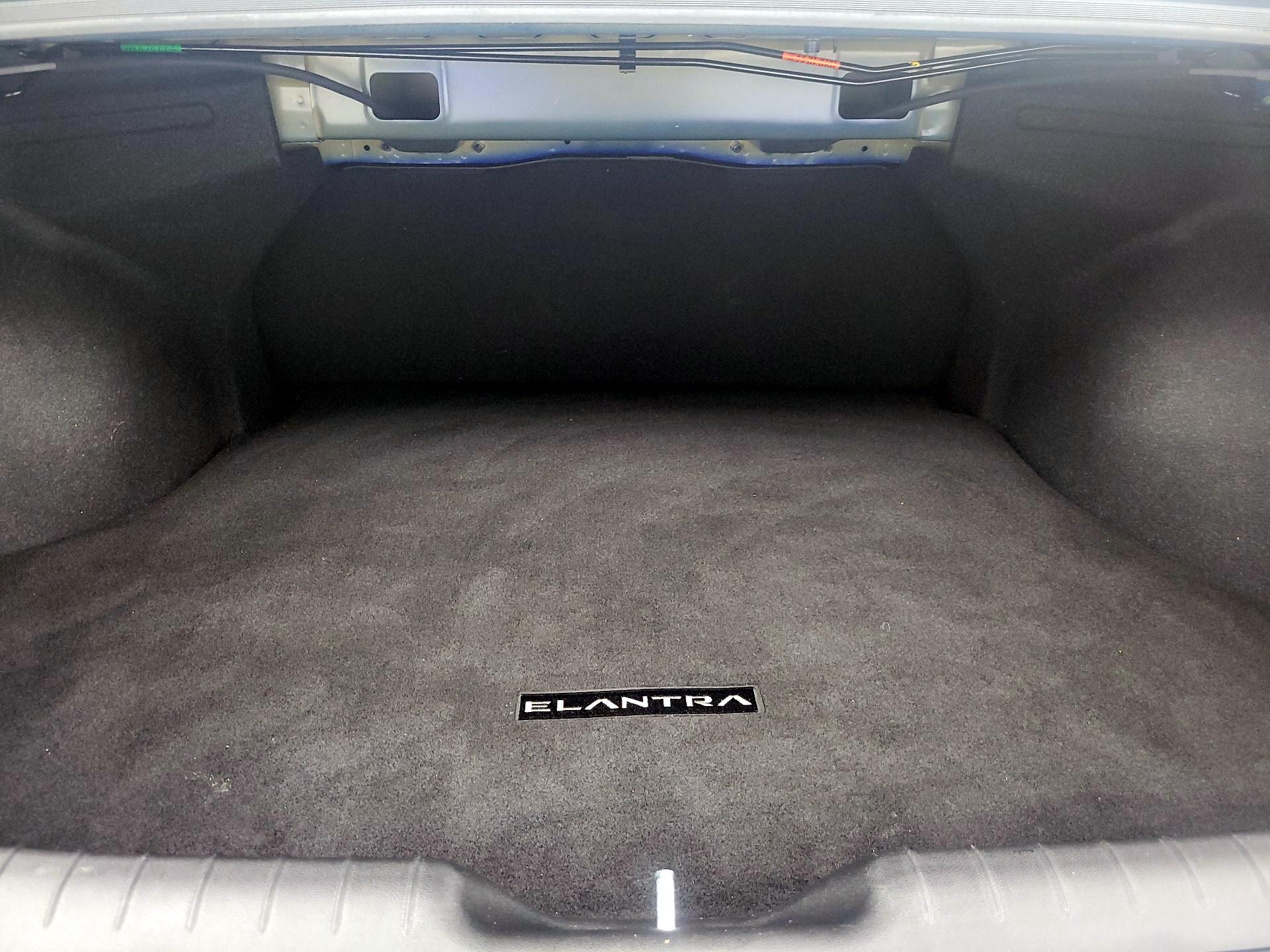 Thumbnail: 2023 Hyundai Elantra - 20