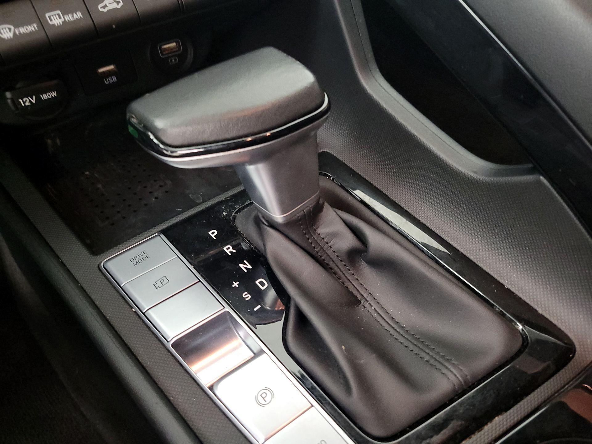 Thumbnail: 2023 Hyundai Elantra - 18