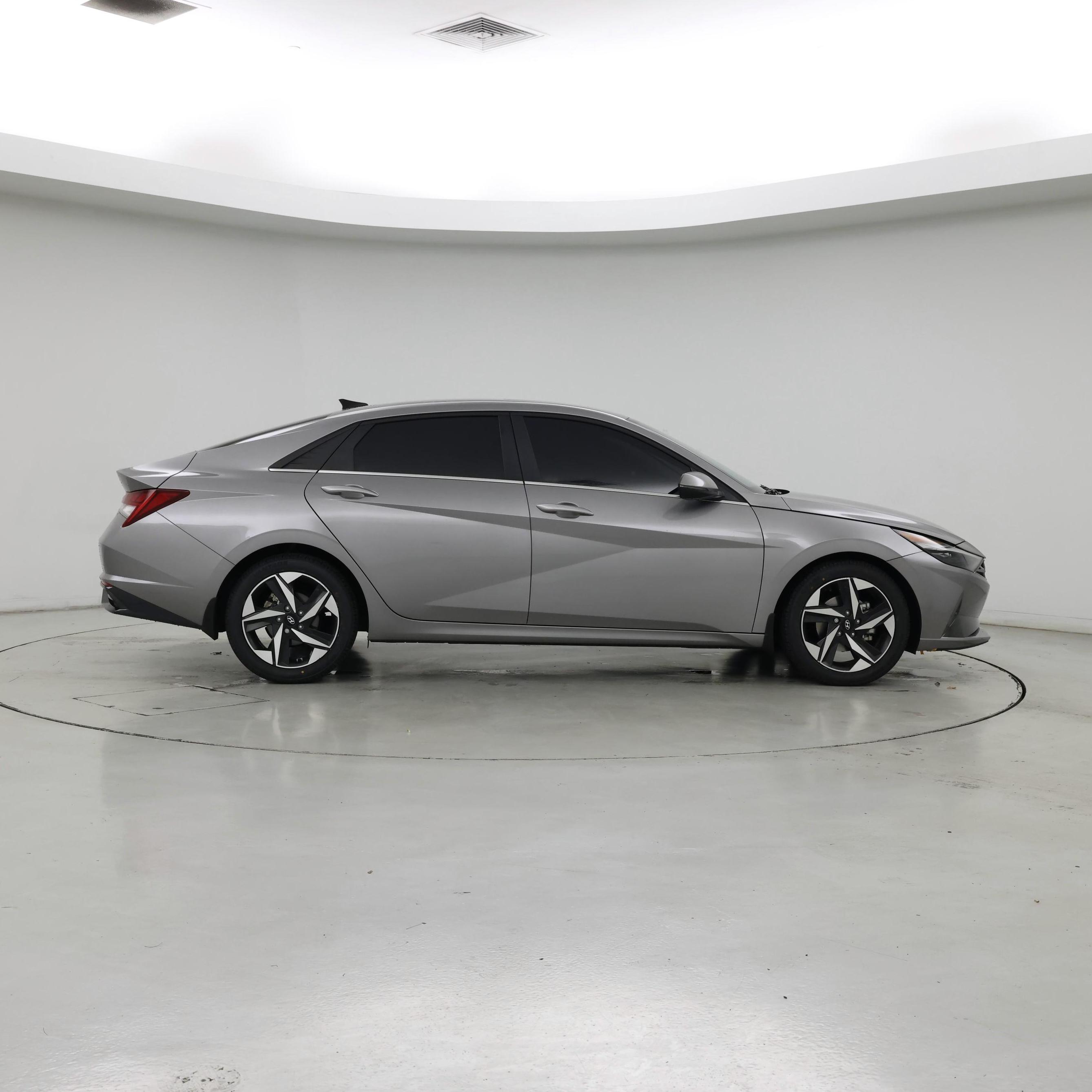 Thumbnail: 2023 Hyundai Elantra - 7