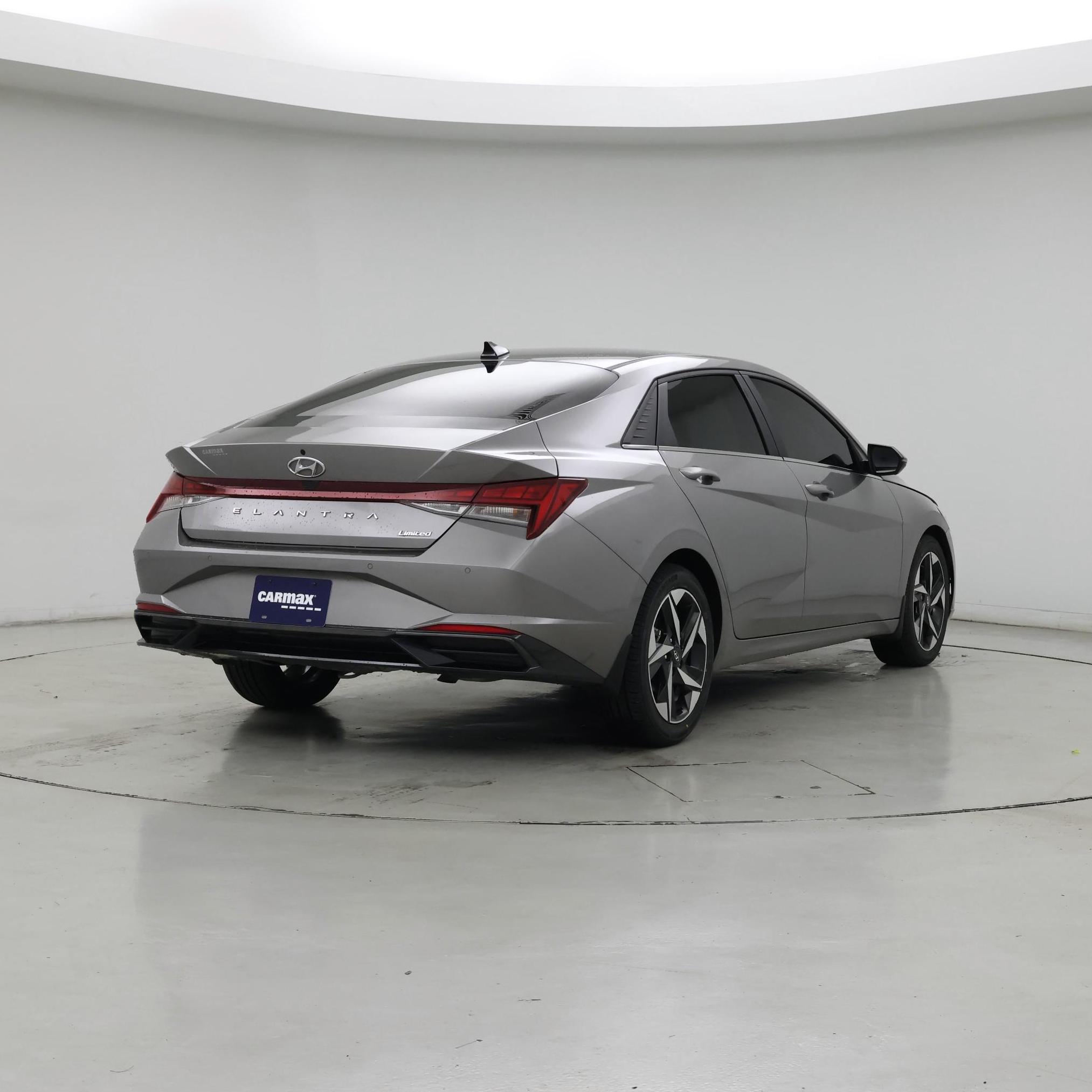 Thumbnail: 2023 Hyundai Elantra - 8