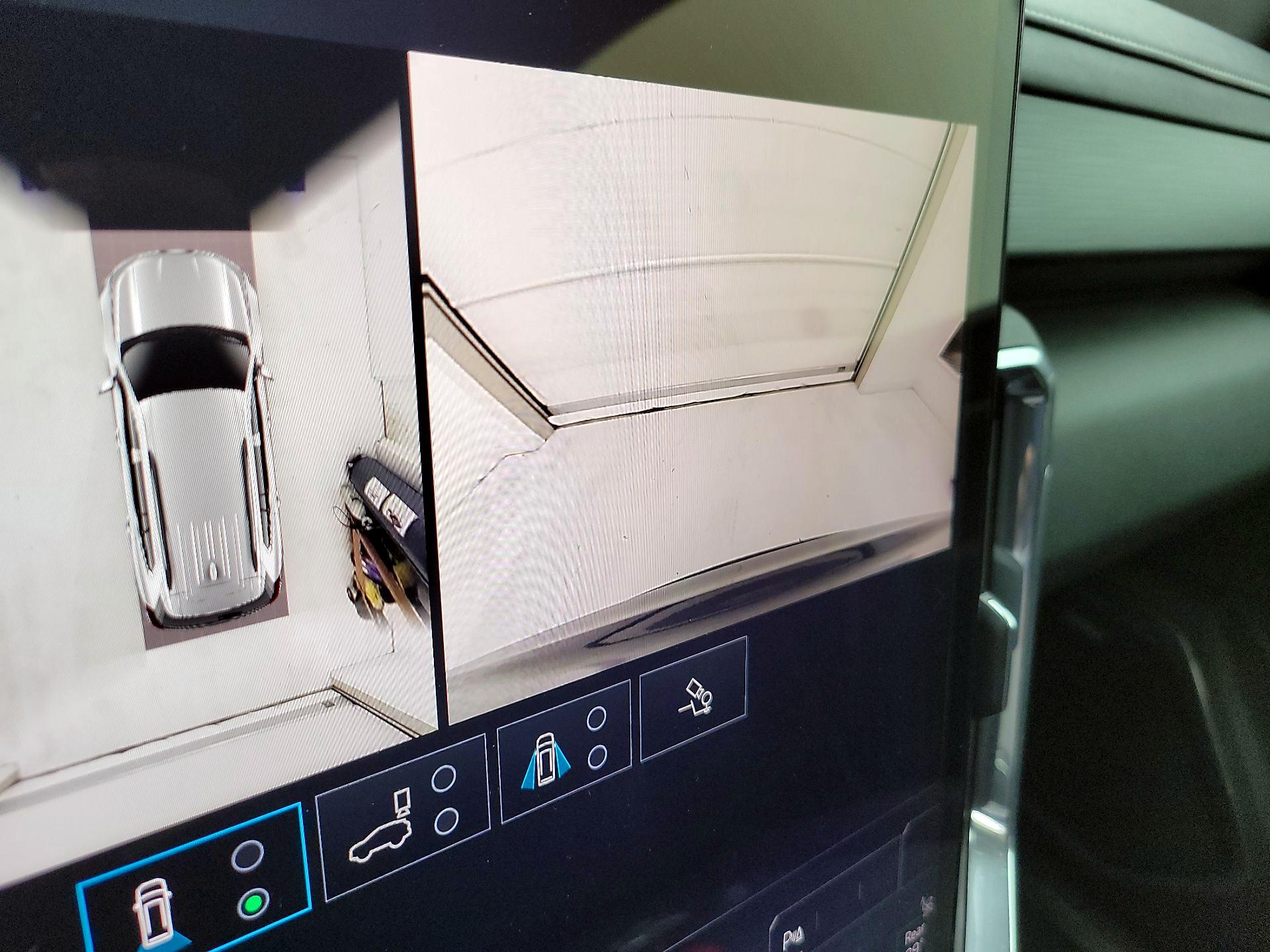 Thumbnail: 2025 GMC Acadia - 15